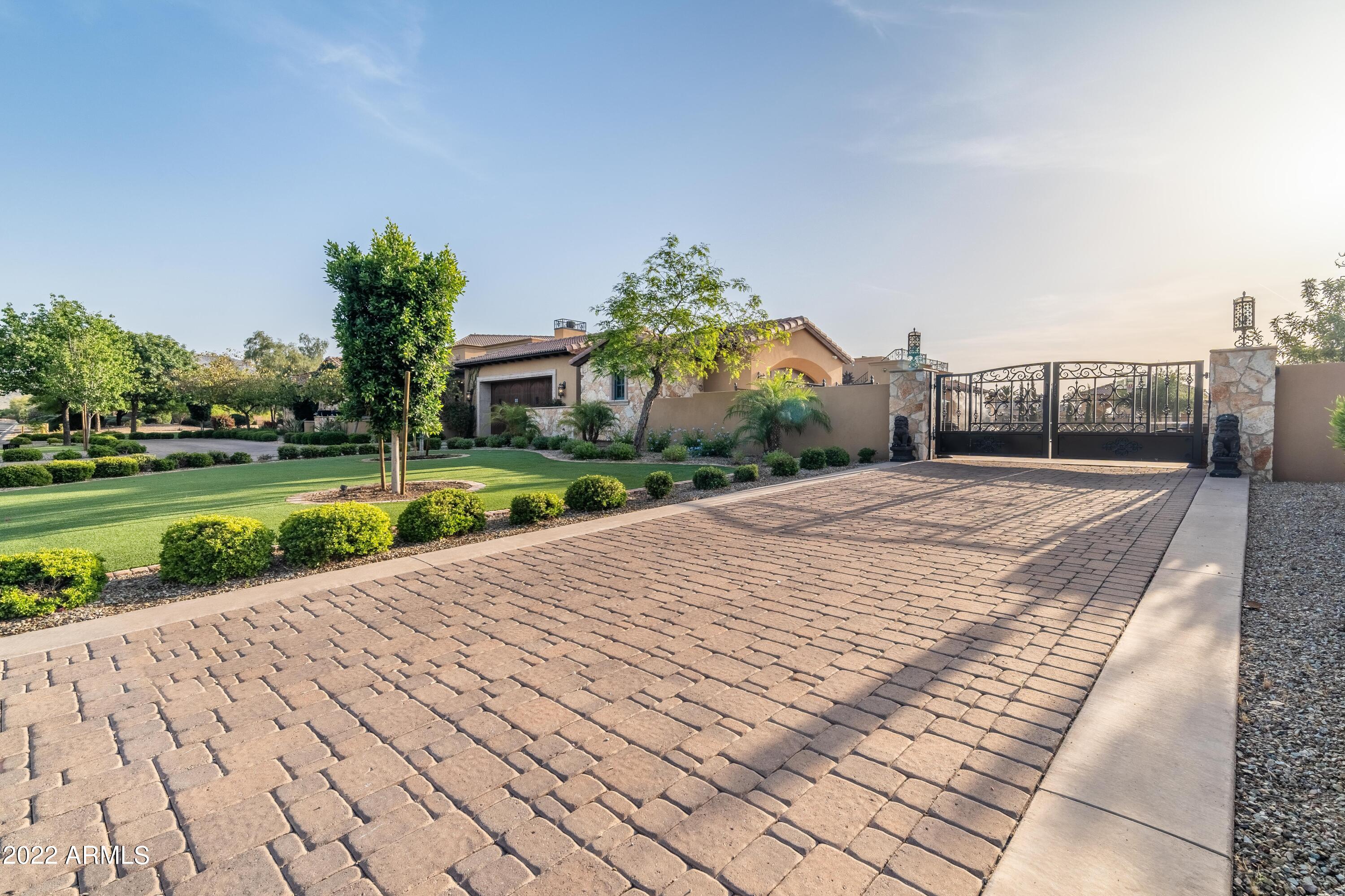SANTAN LAKESIDE ESTATES AMD - Residential