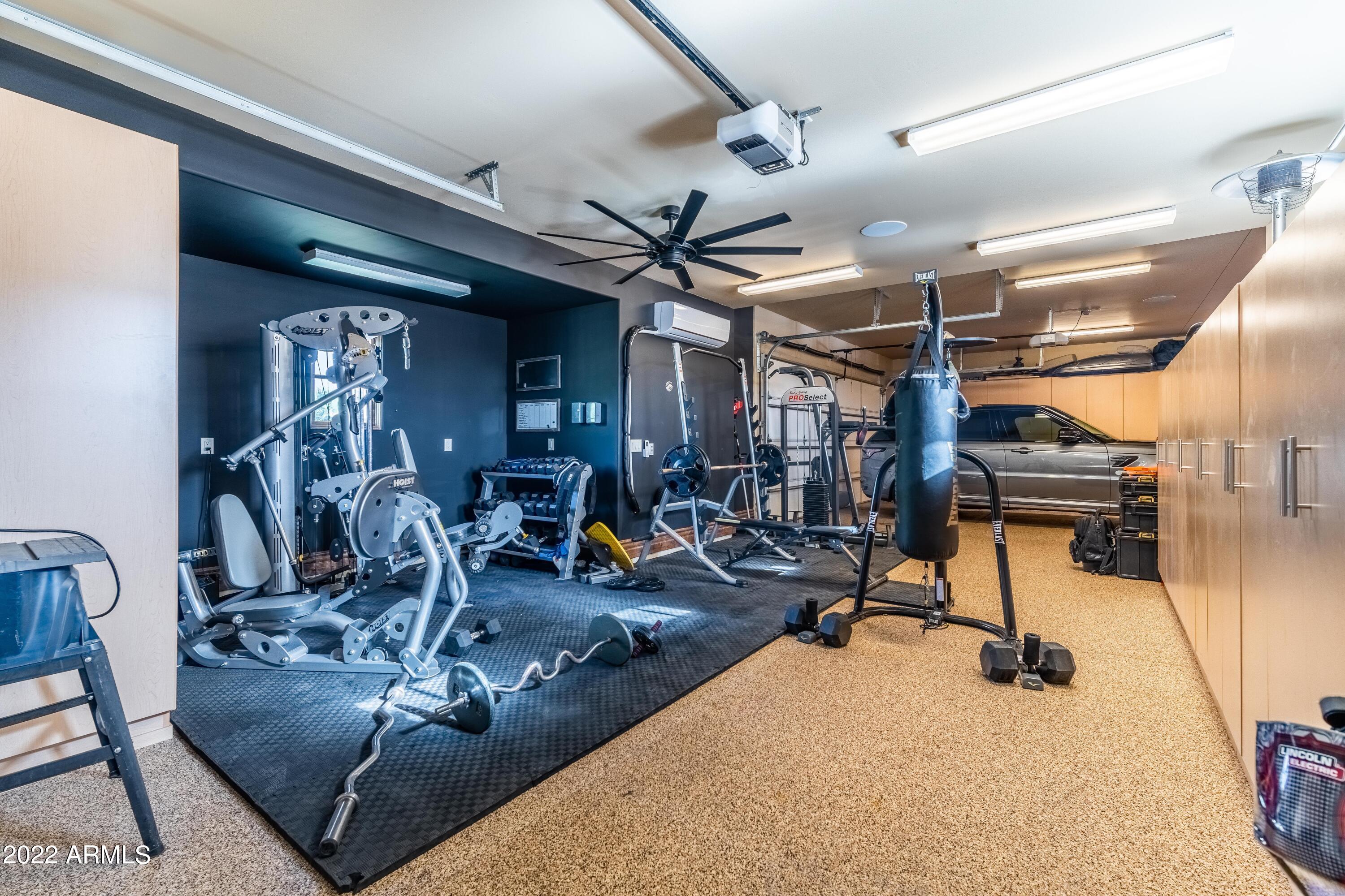 SANTAN LAKESIDE ESTATES AMD - Residential