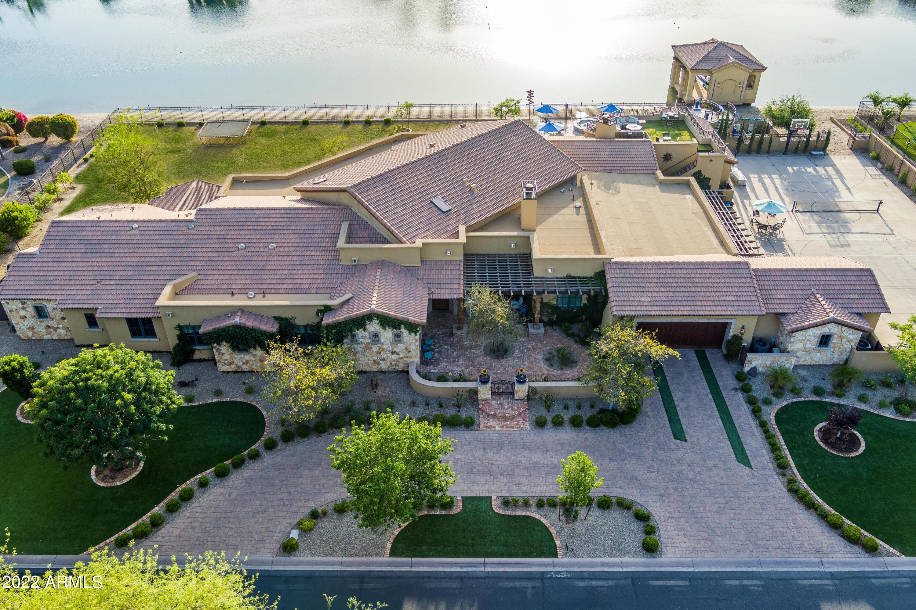 SANTAN LAKESIDE ESTATES AMD - Residential