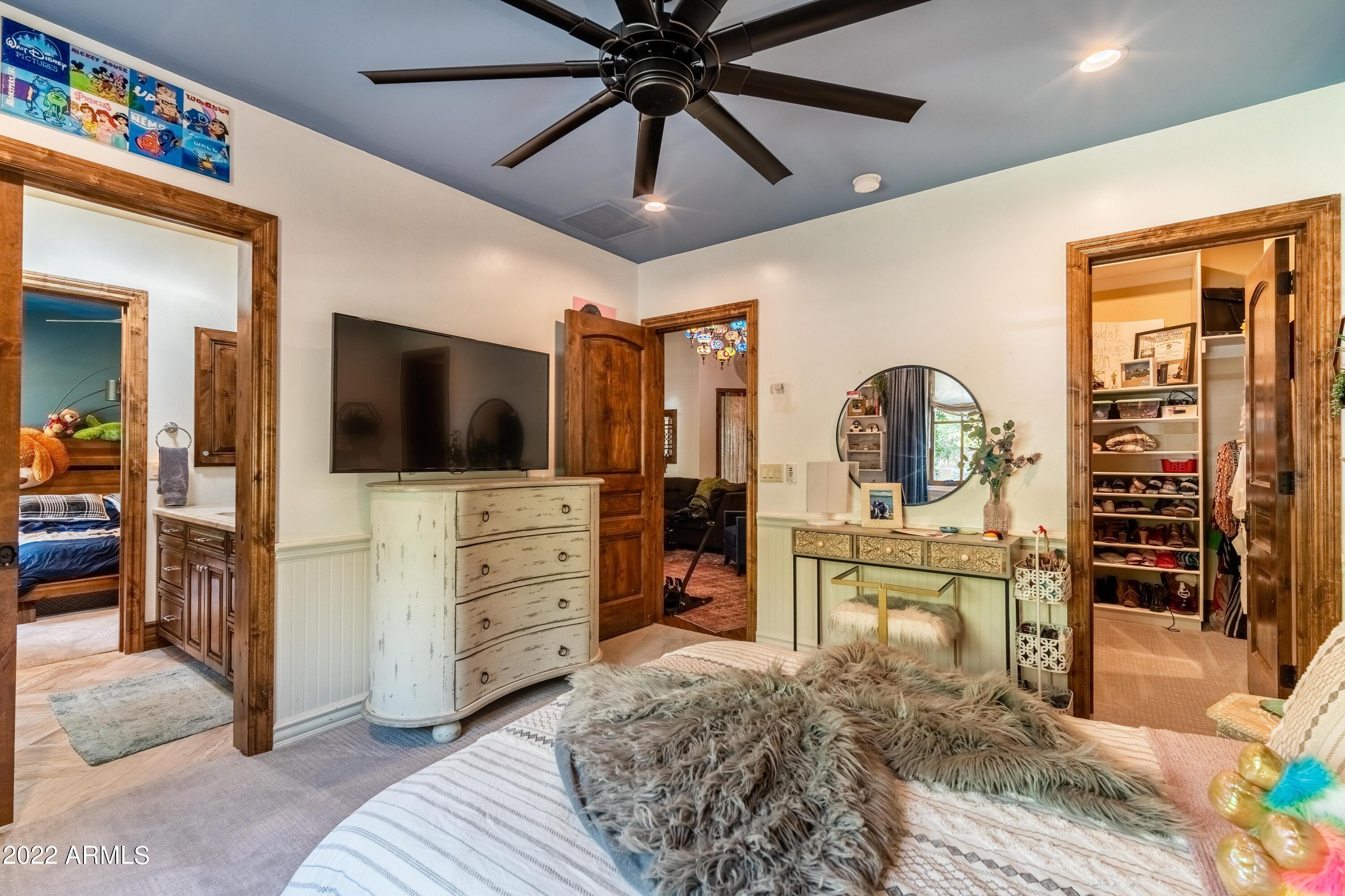 SANTAN LAKESIDE ESTATES AMD - Residential