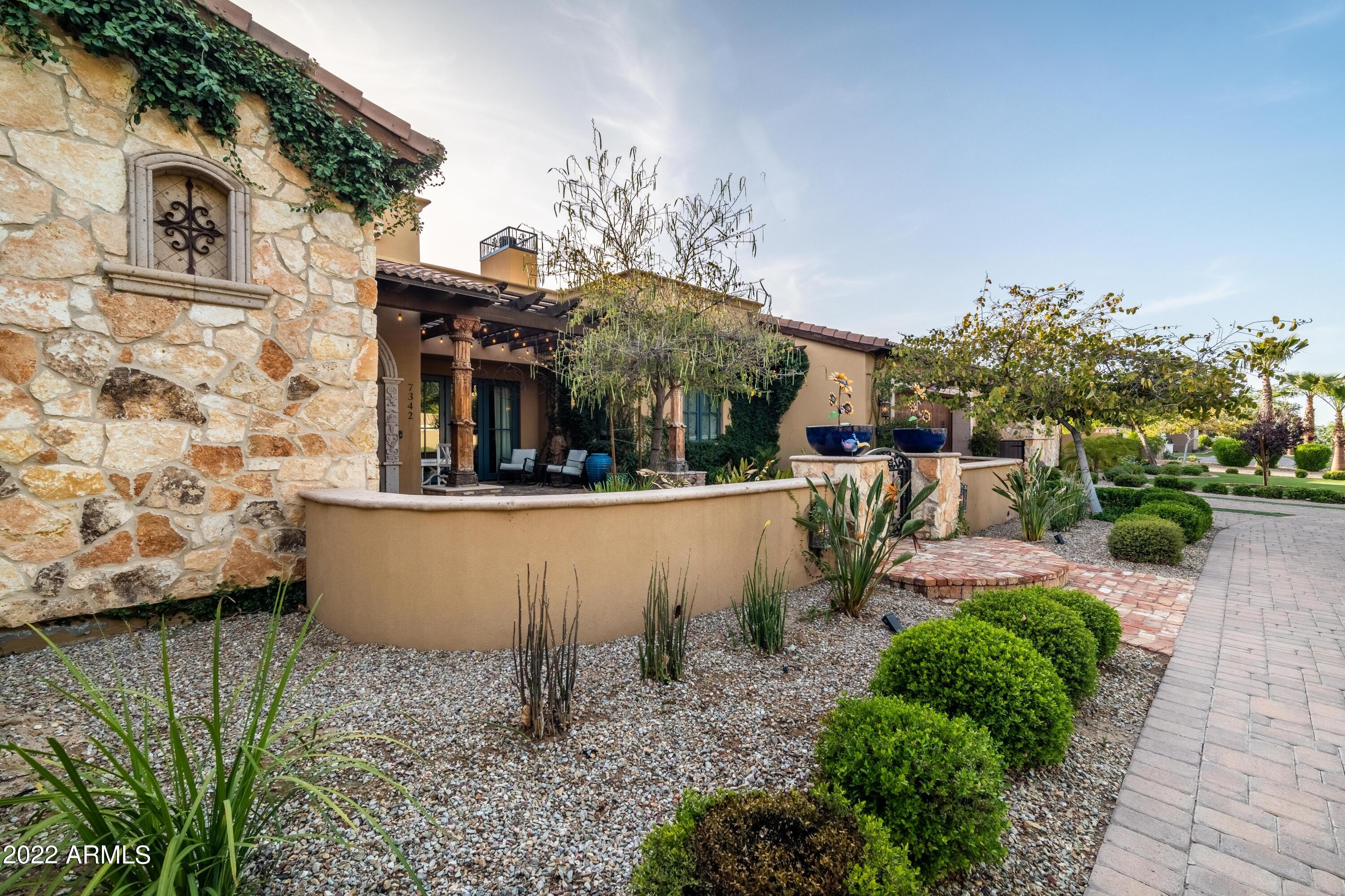 SANTAN LAKESIDE ESTATES AMD - Residential