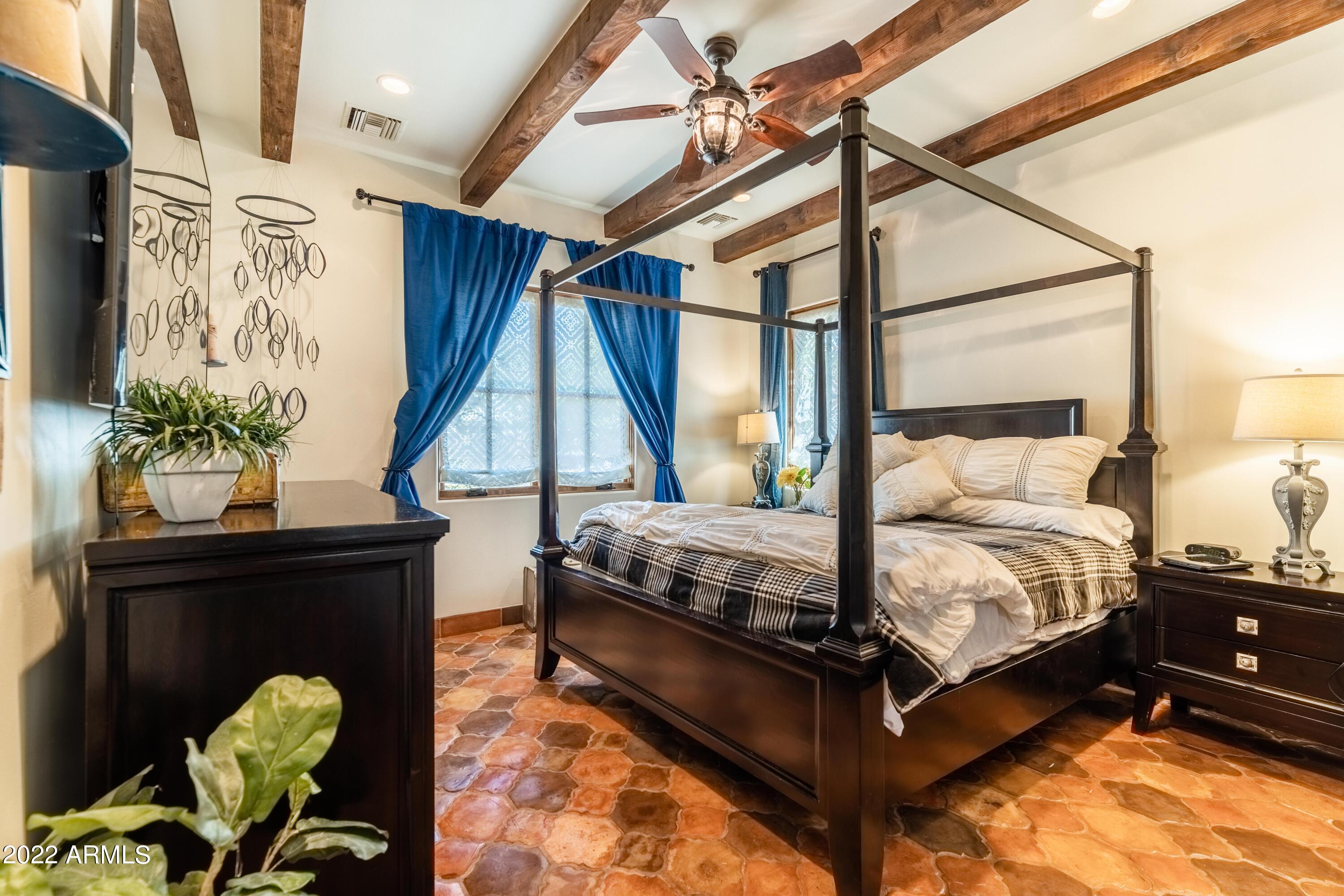SANTAN LAKESIDE ESTATES AMD - Residential