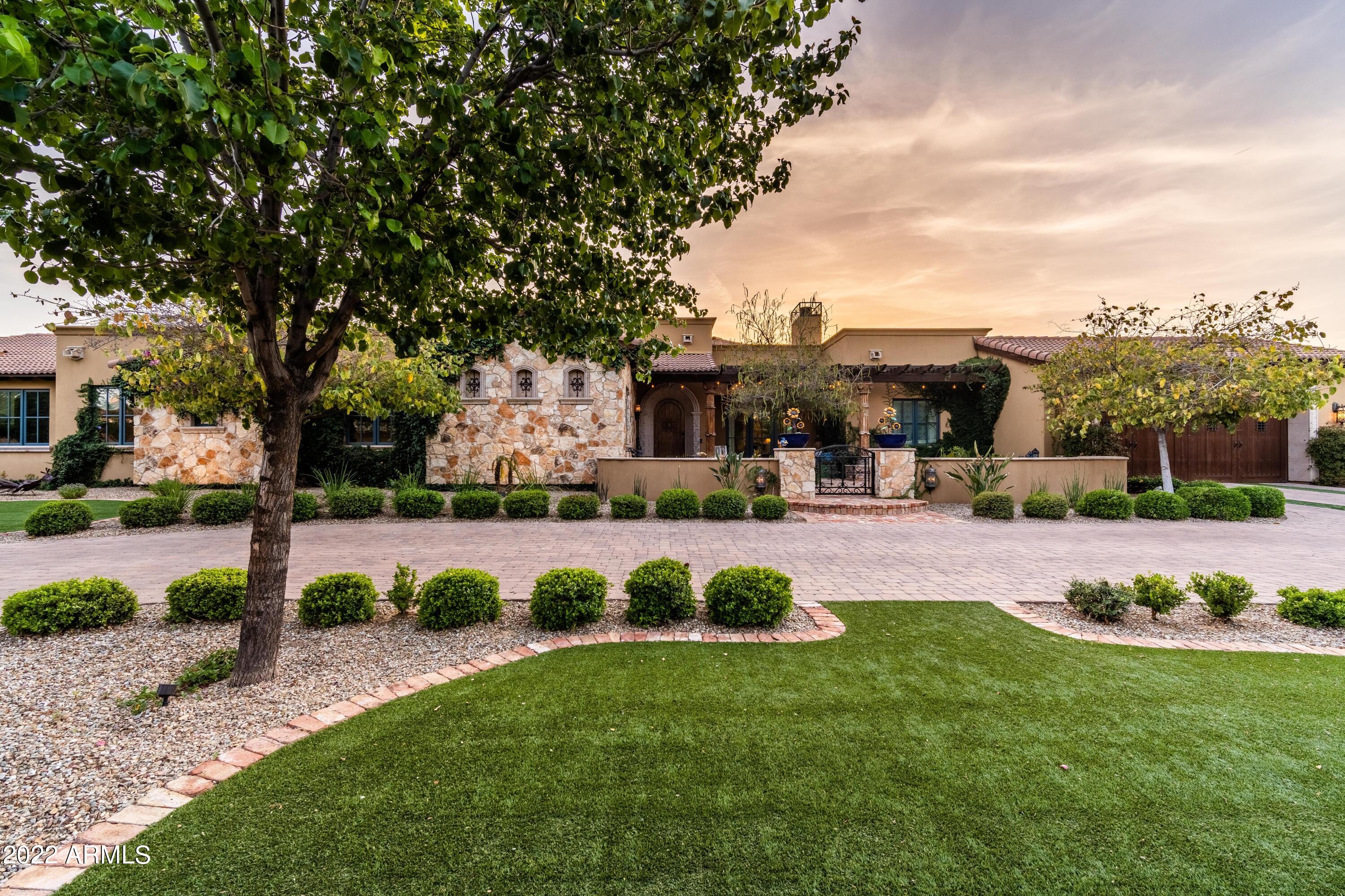 SANTAN LAKESIDE ESTATES AMD - Residential