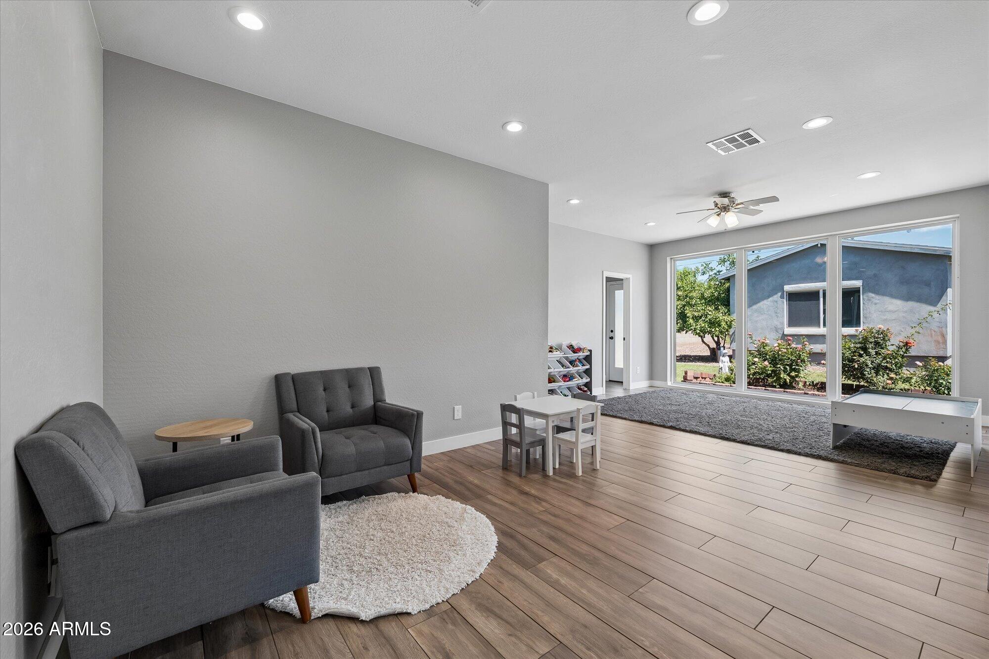 POMELO PARK - Residential