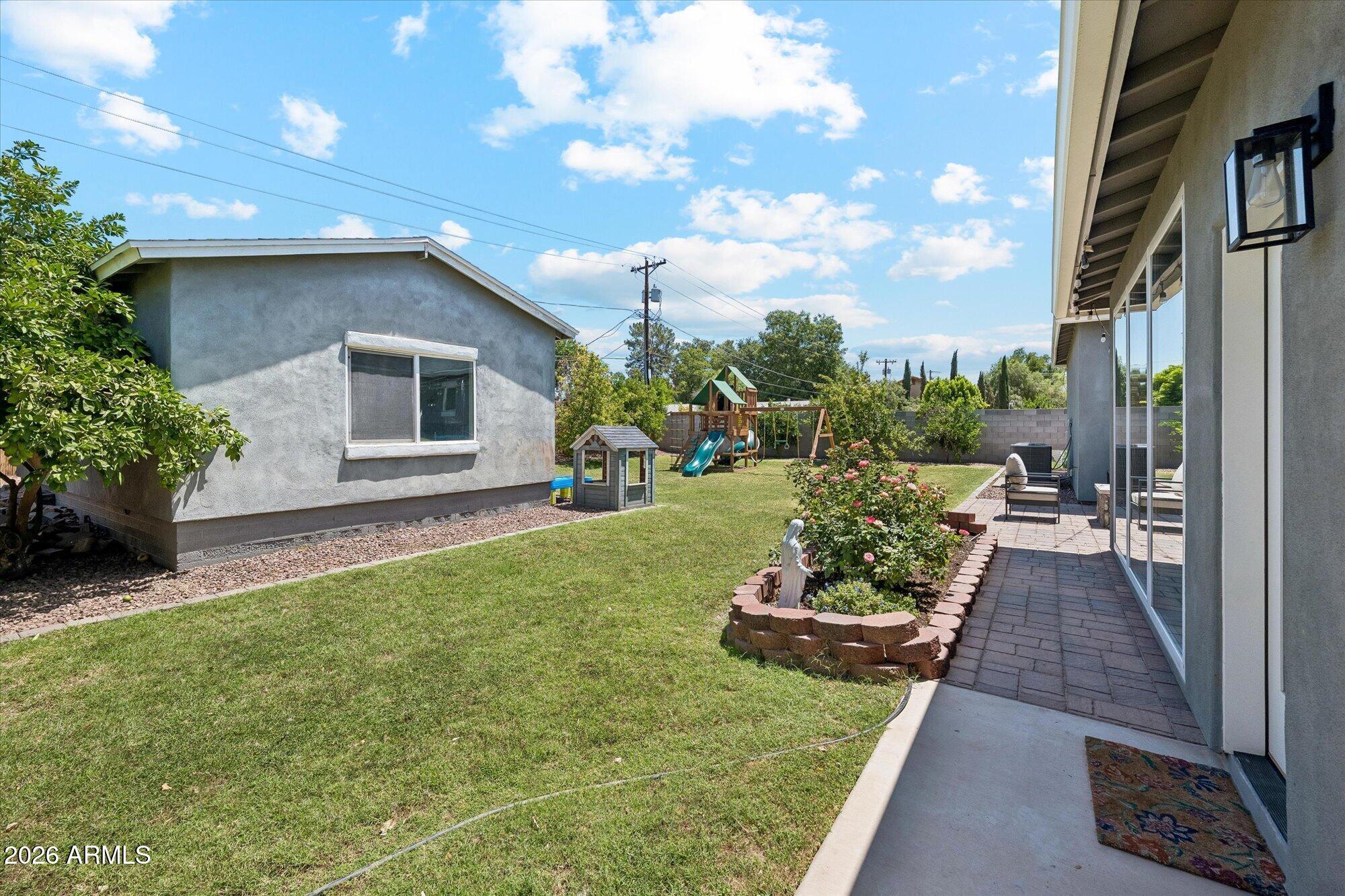 POMELO PARK - Residential