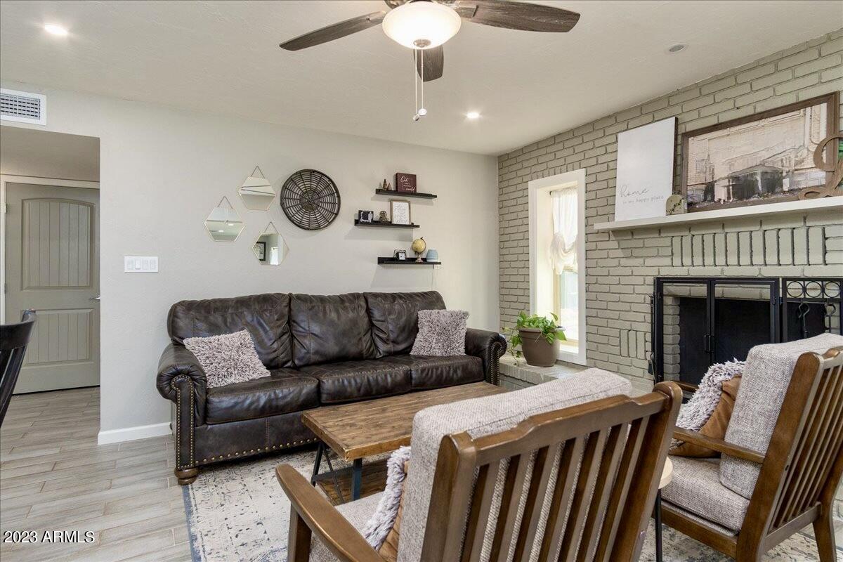 VILLAGE MEADOWS ESTATES - Residential