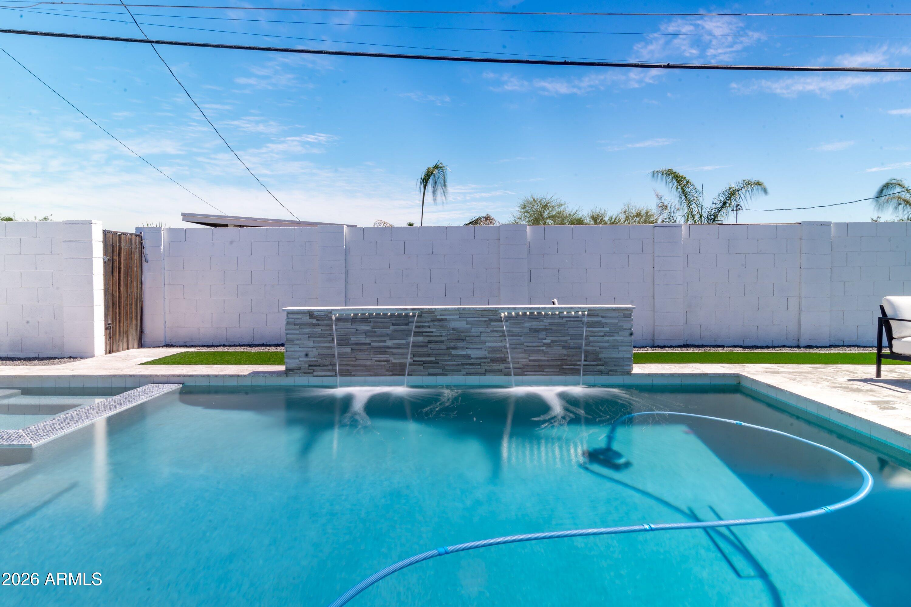 COX HEIGHTS 1 - Residential