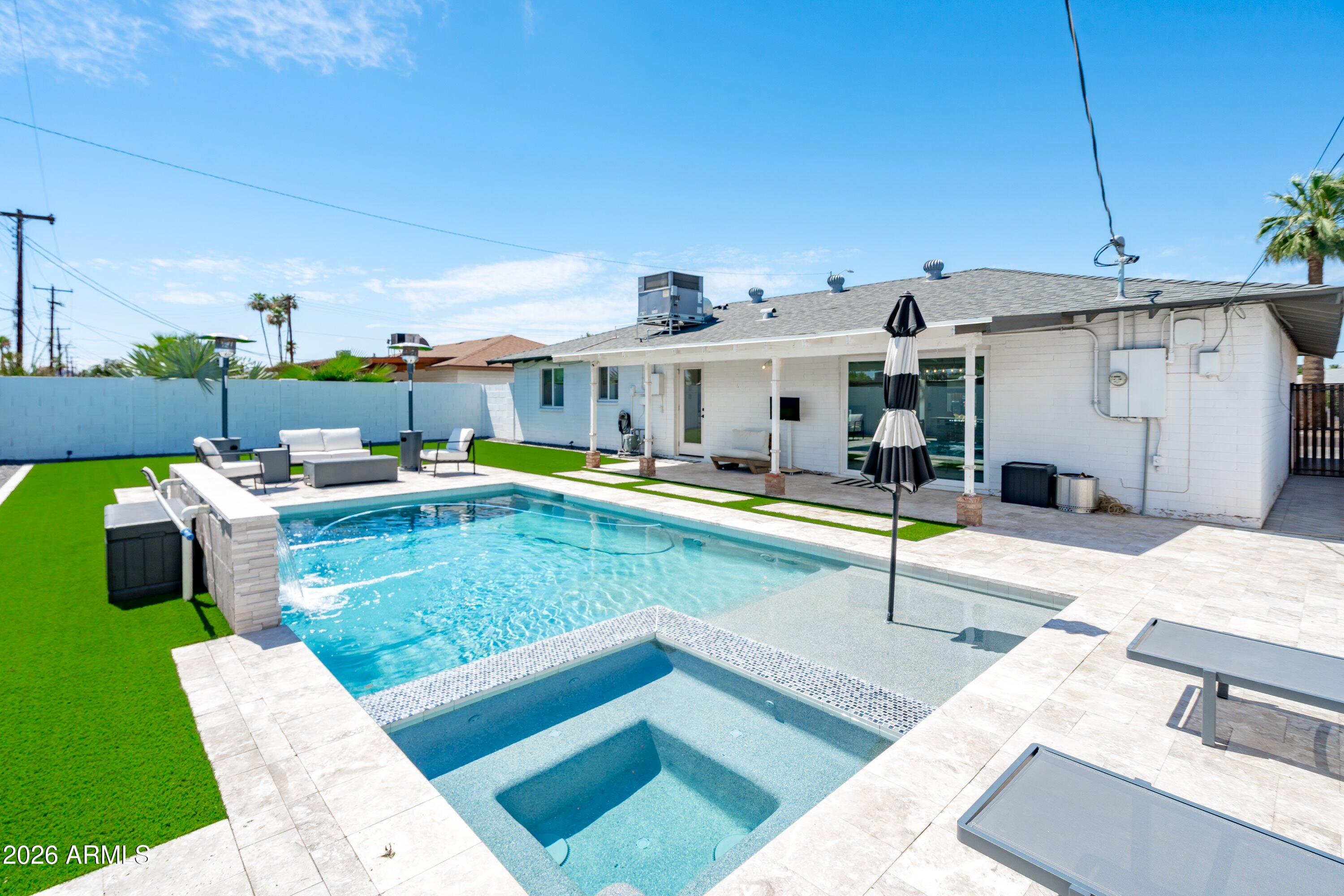 COX HEIGHTS 1 - Residential