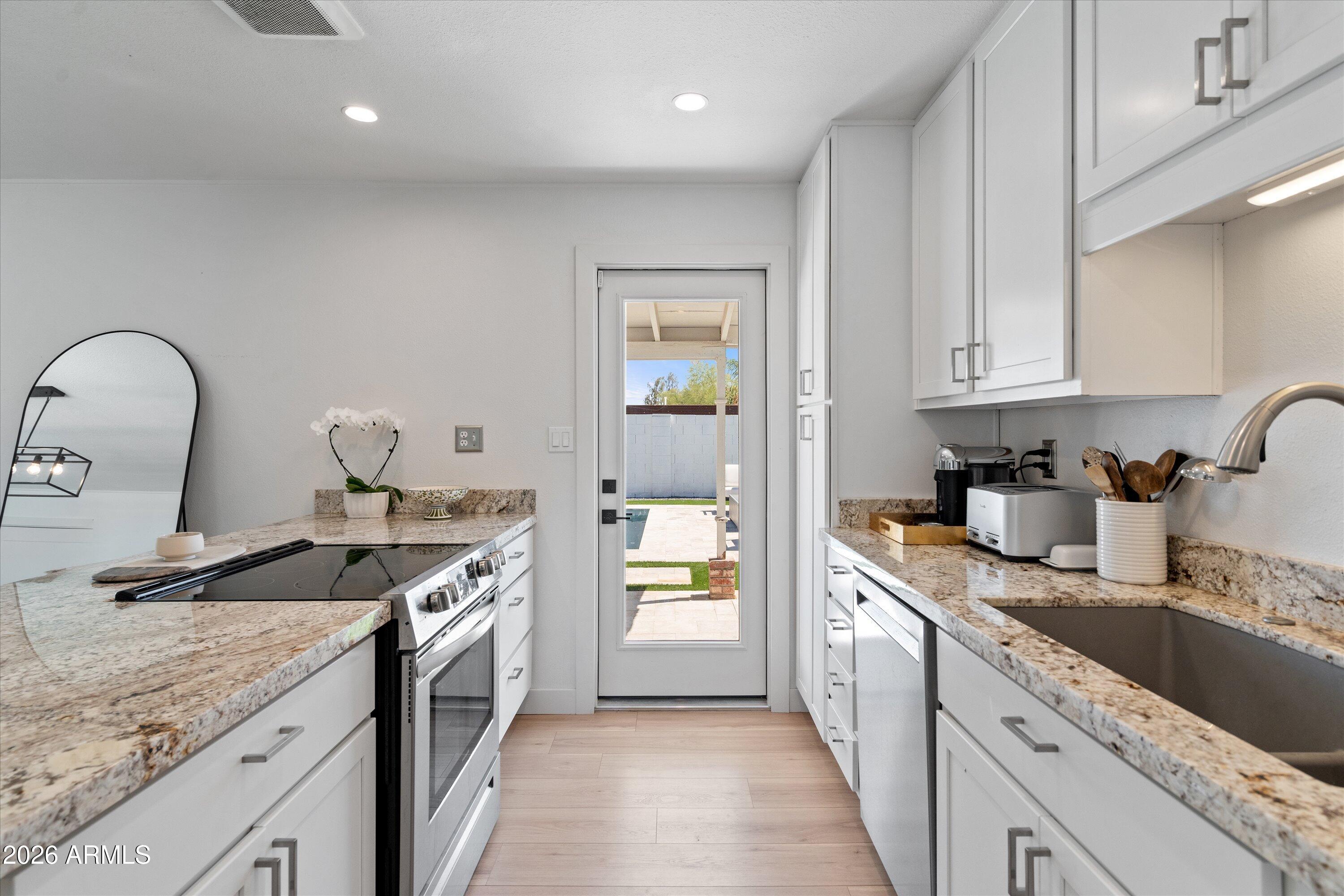 COX HEIGHTS 1 - Residential