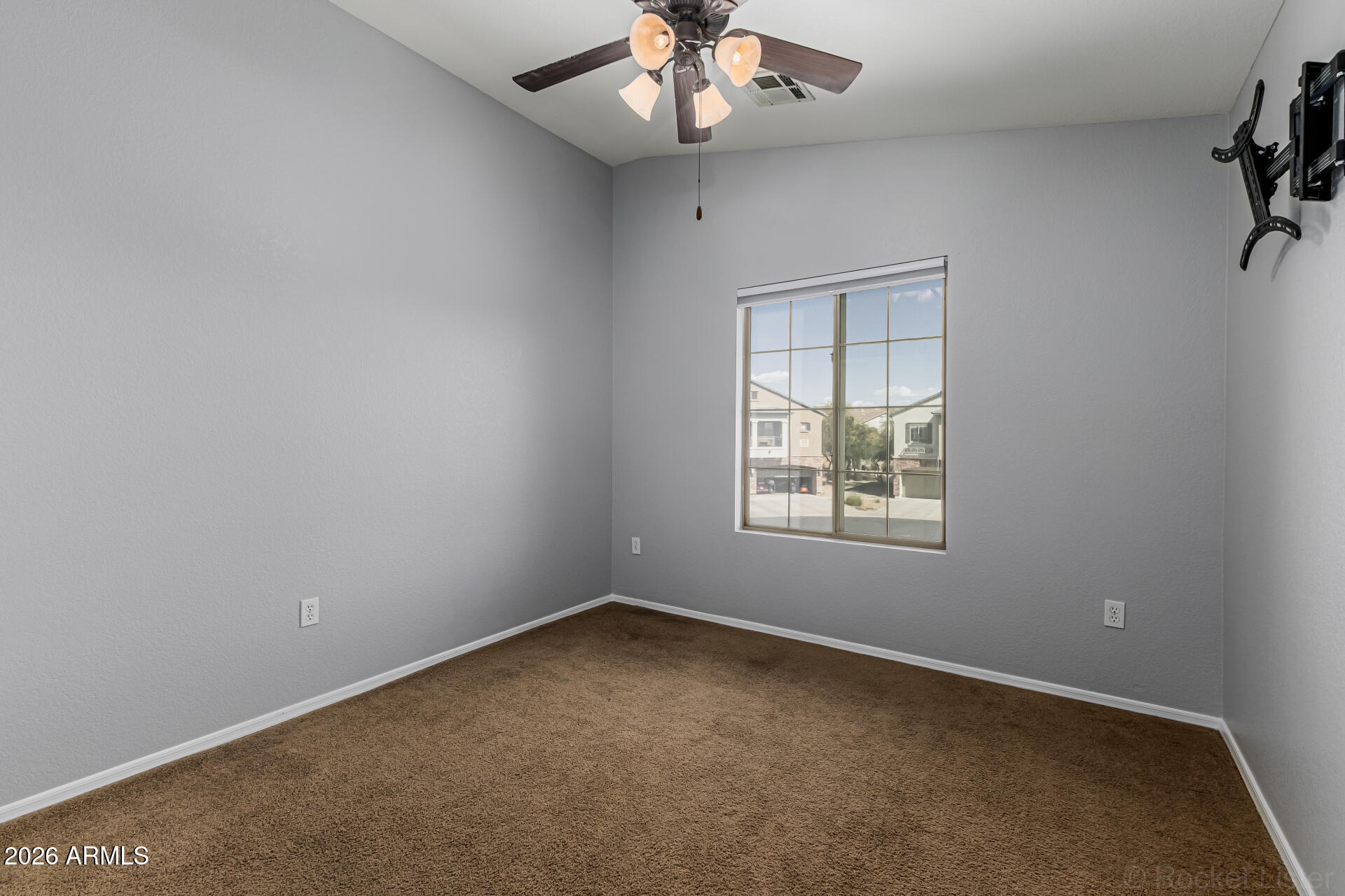 CANYON TRAILS COURTHOMES CONDOMINIUM - Residential