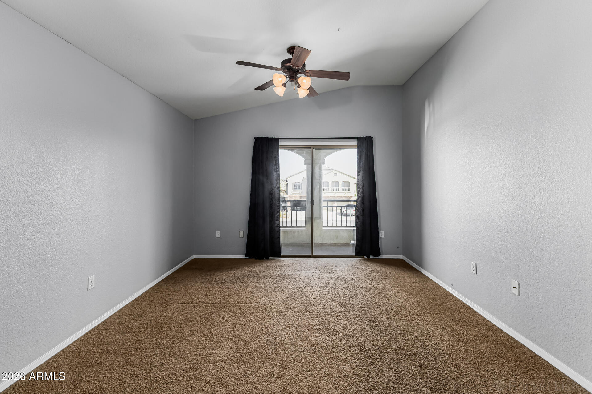 CANYON TRAILS COURTHOMES CONDOMINIUM - Residential