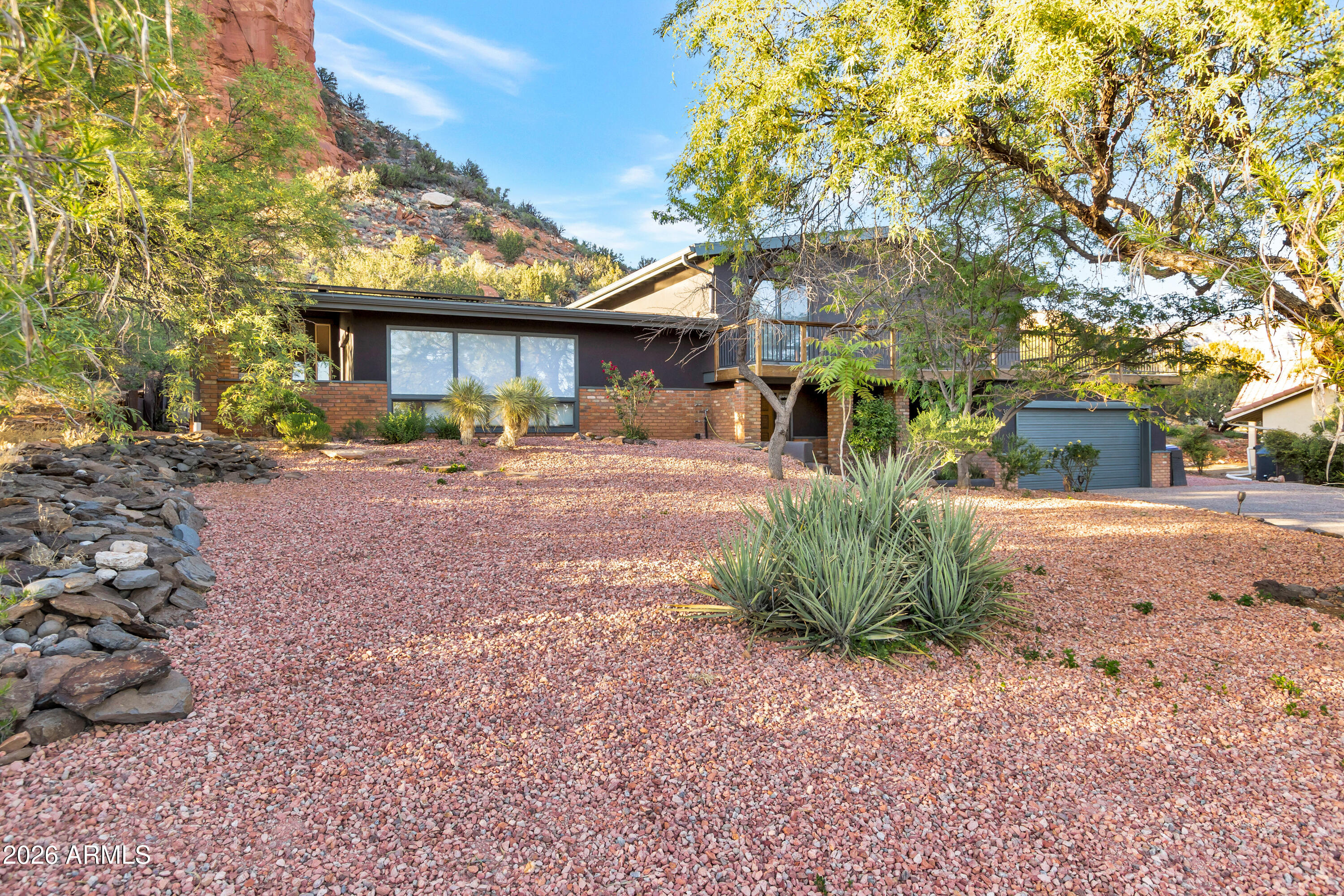 OAK CREEK - Residential
