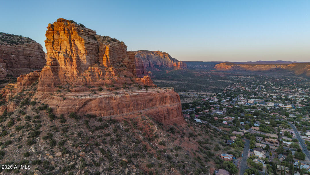 OAK CREEK - Residential