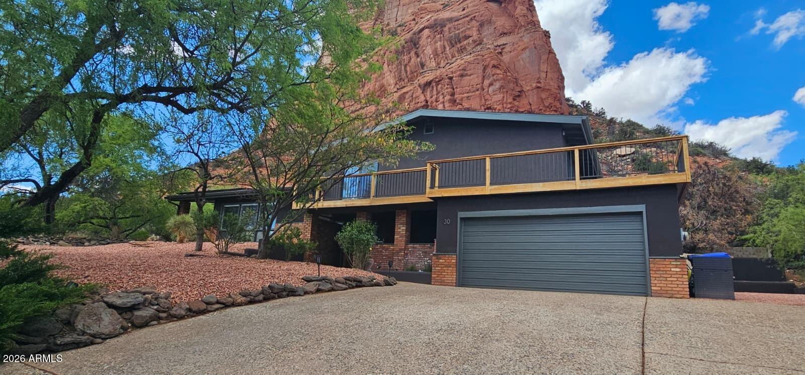 OAK CREEK - Residential