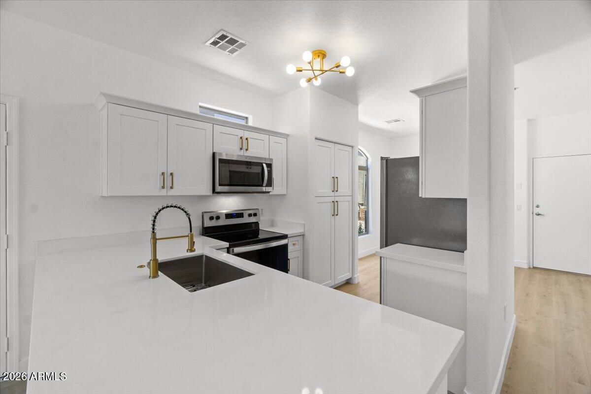 VILLAGIO AT TEMPE CONDOMINIUM AMD - Residential Lease