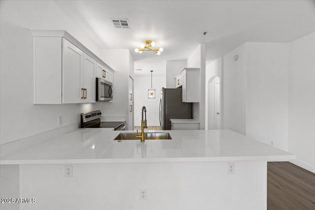 VILLAGIO AT TEMPE CONDOMINIUM AMD - Residential Lease