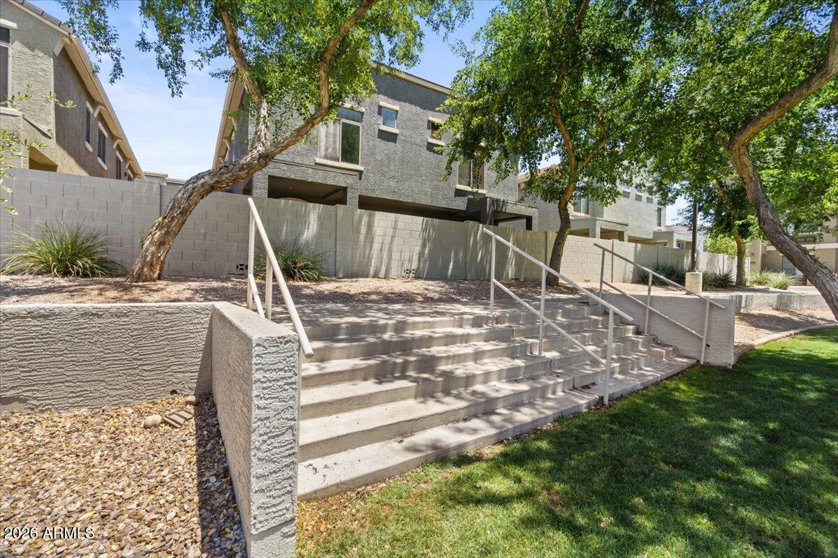 VILLAGIO AT TEMPE CONDOMINIUM AMD - Residential Lease