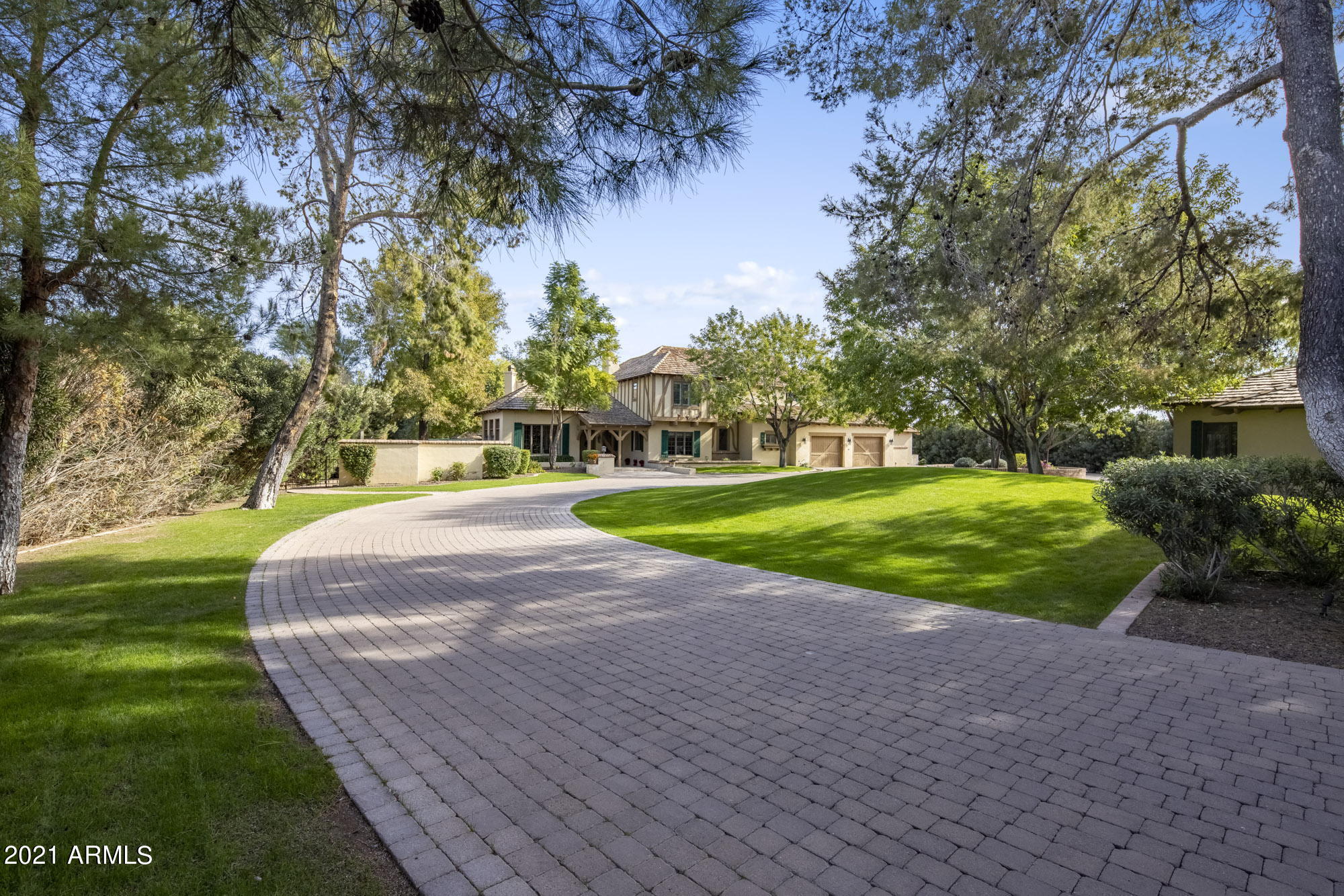 Villa Escondida - Residential