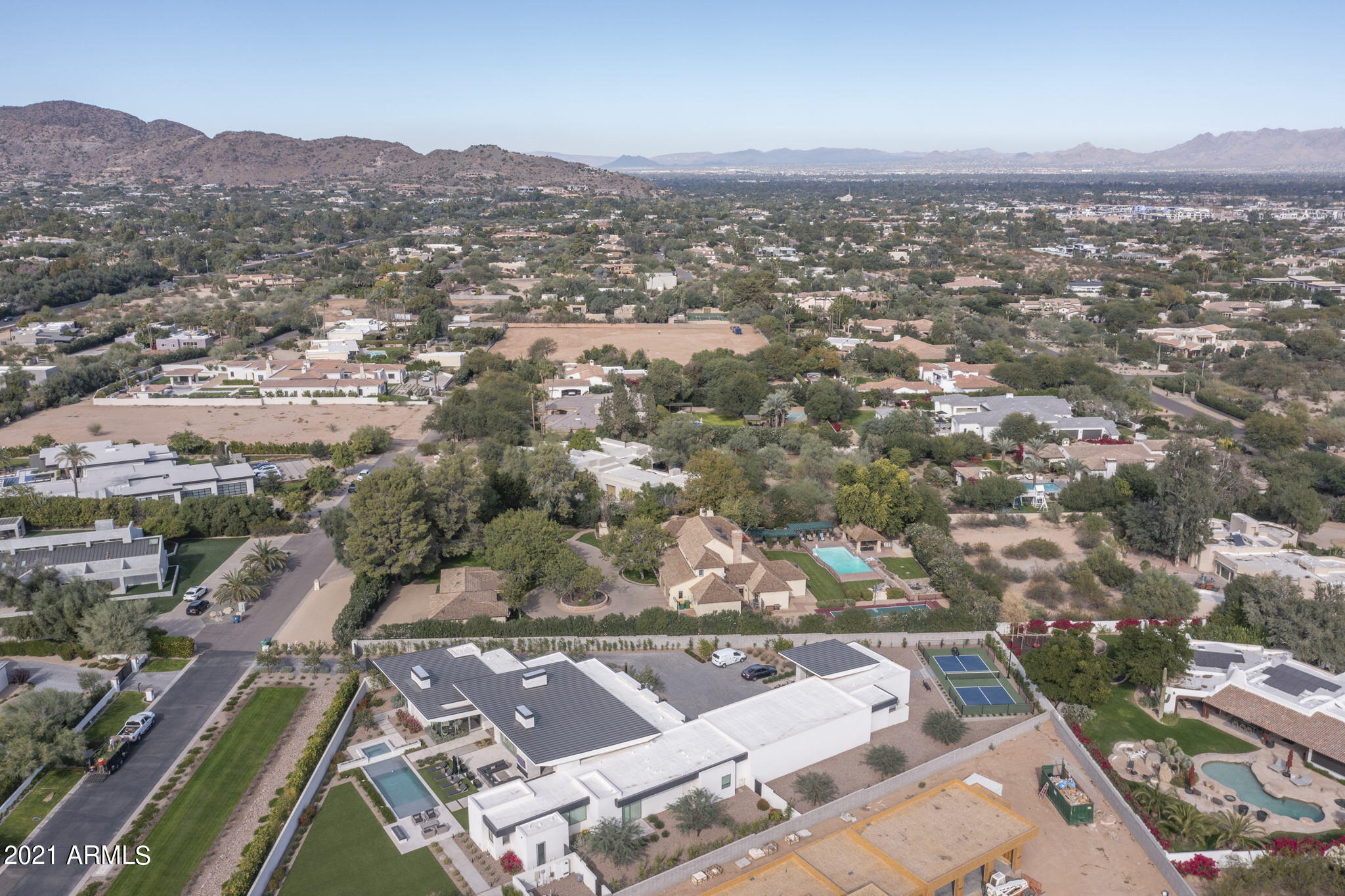 Villa Escondida - Residential