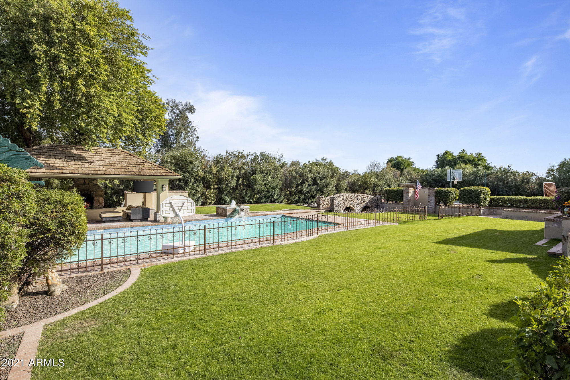 Villa Escondida - Residential