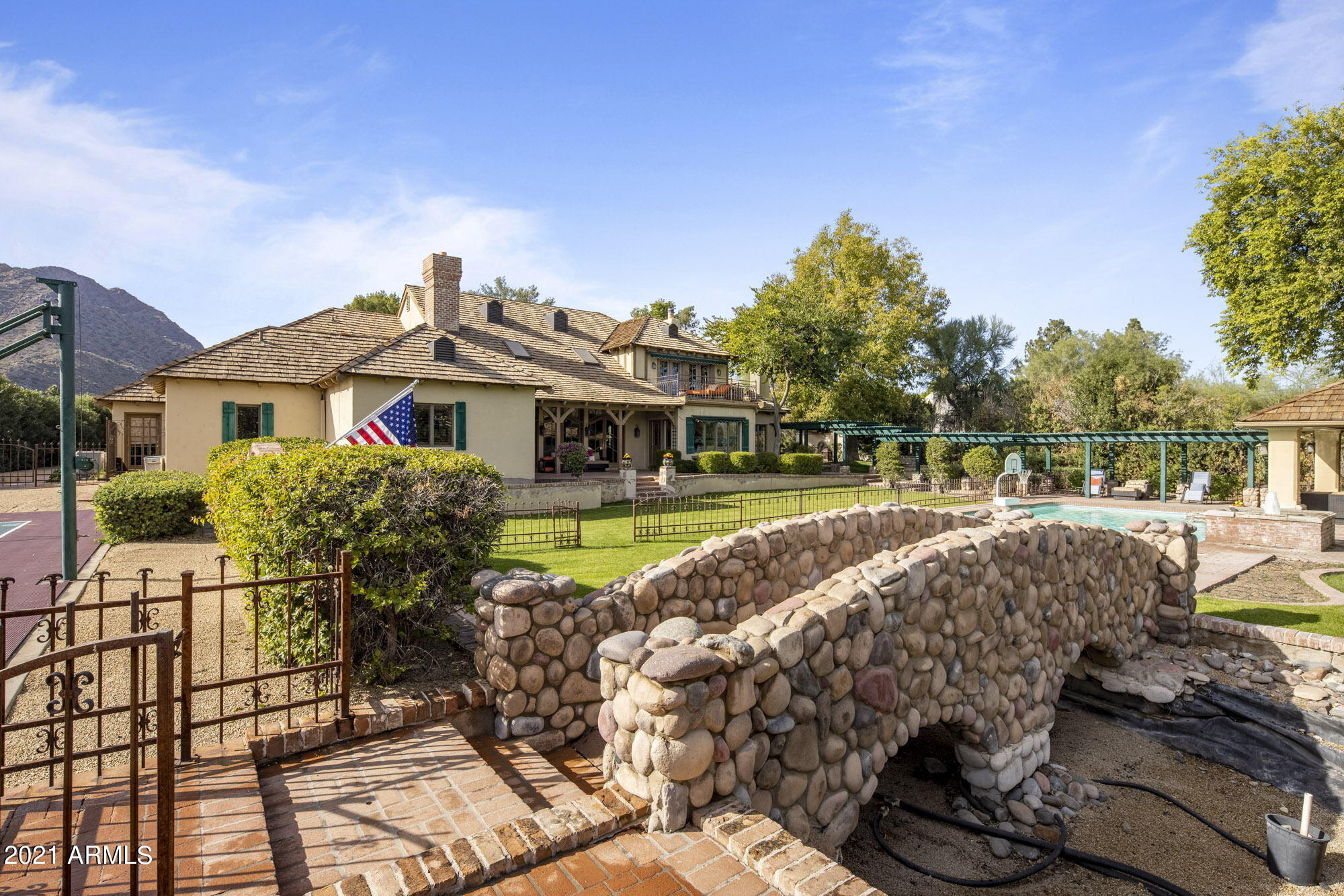 Villa Escondida - Residential