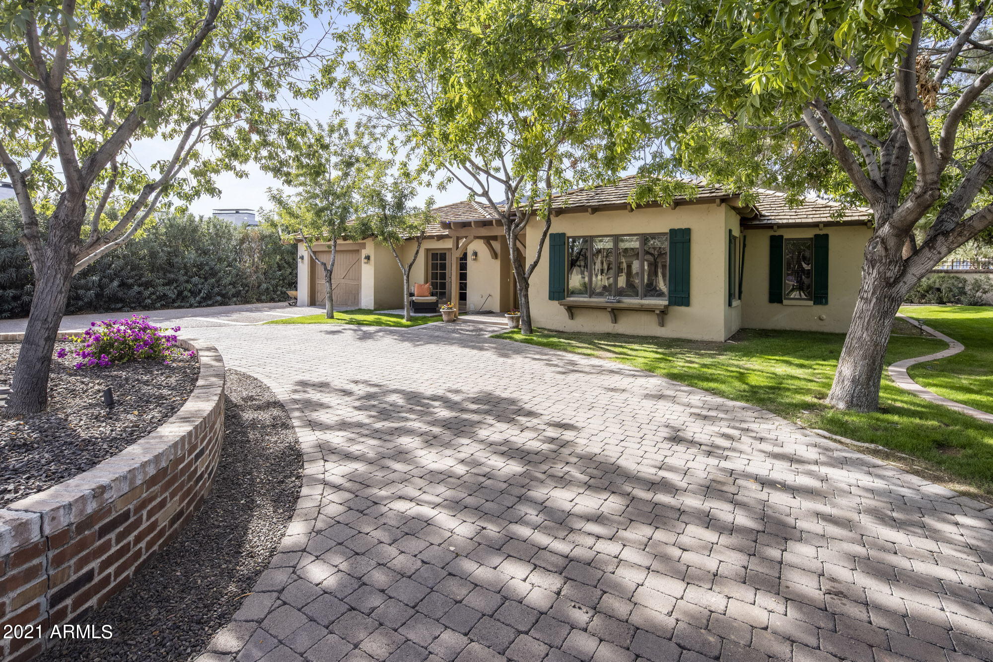 Villa Escondida - Residential