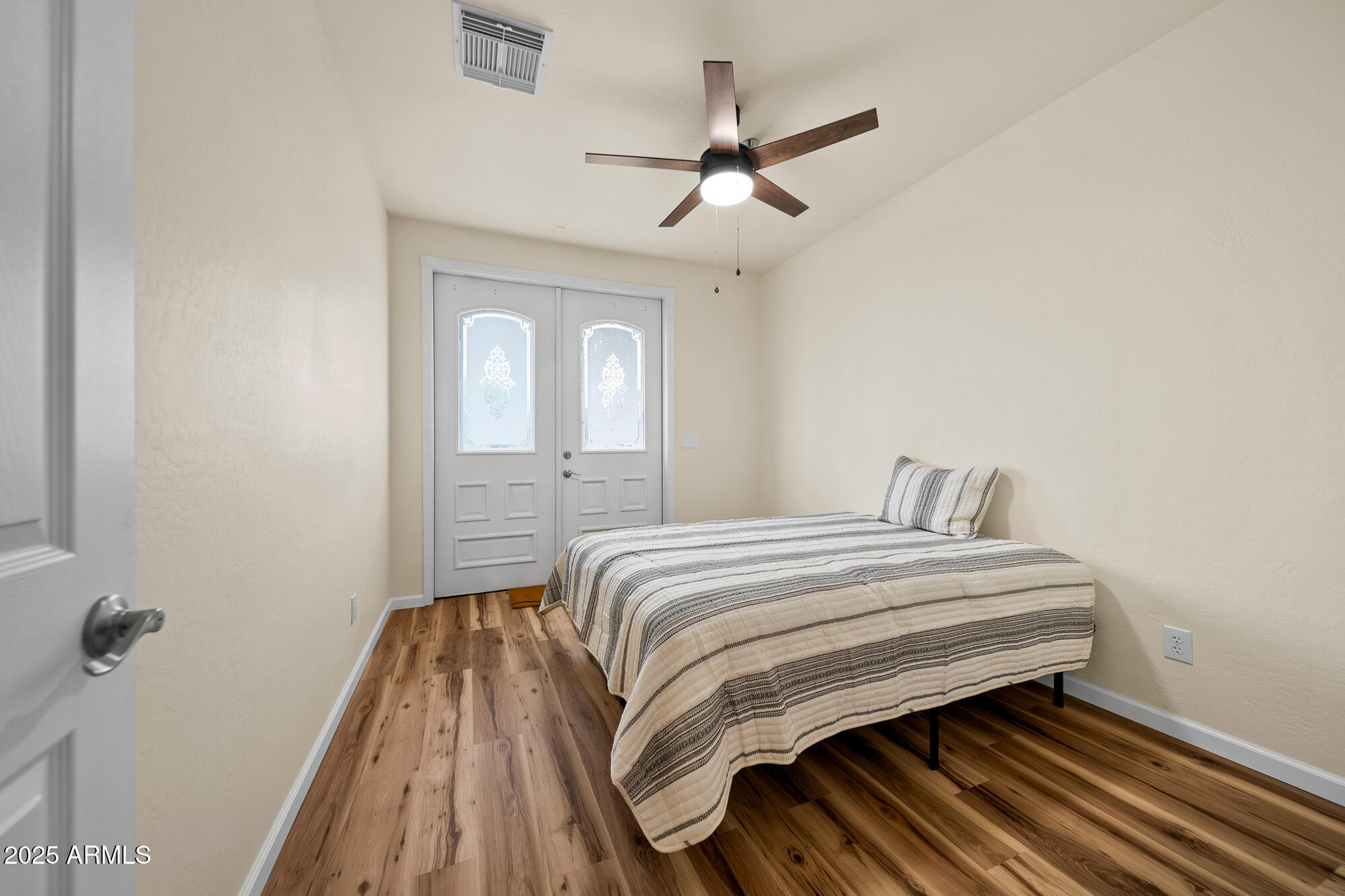 BISONTOWN UNIT 1 - Residential