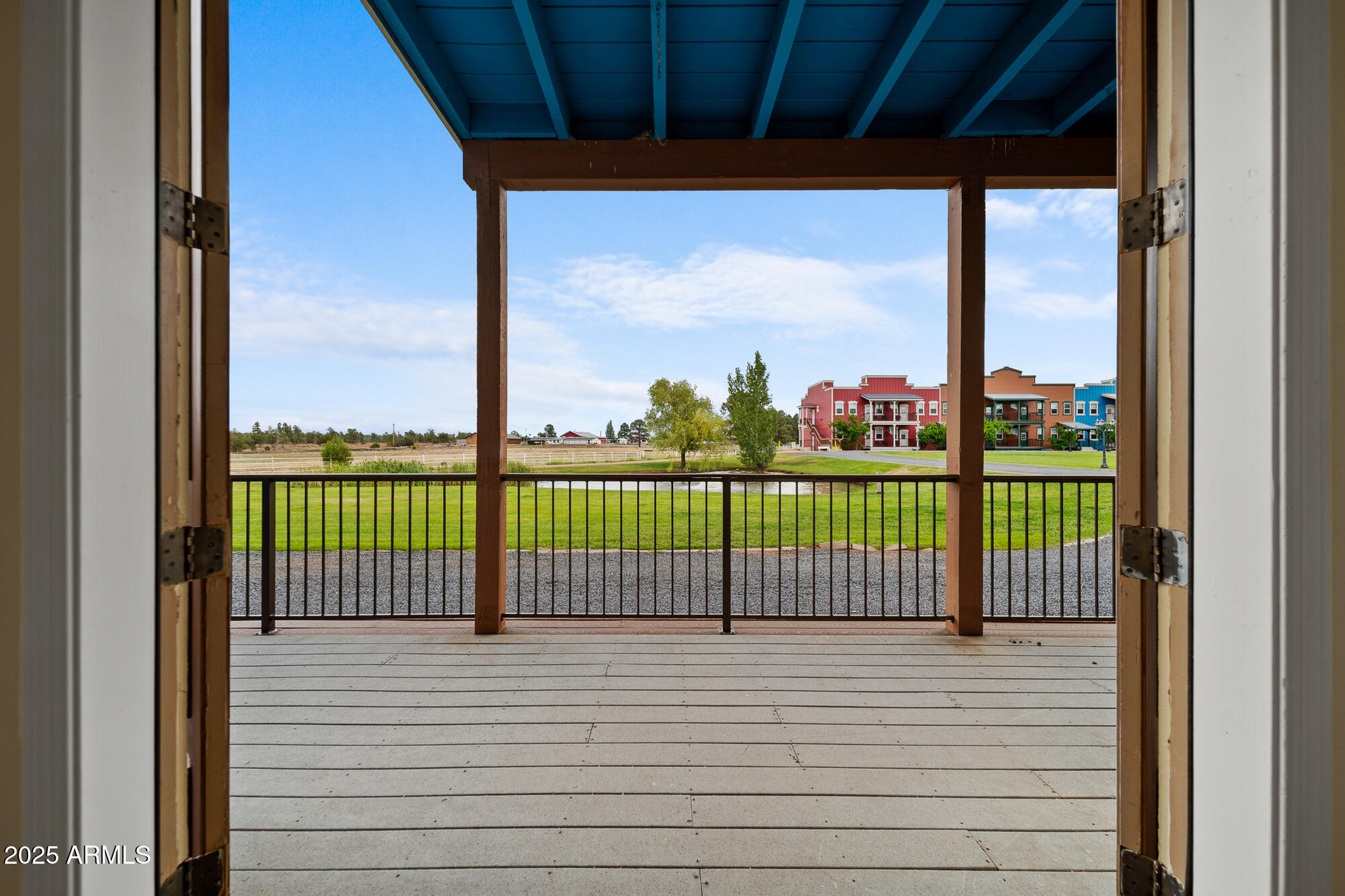 BISONTOWN UNIT 1 - Residential