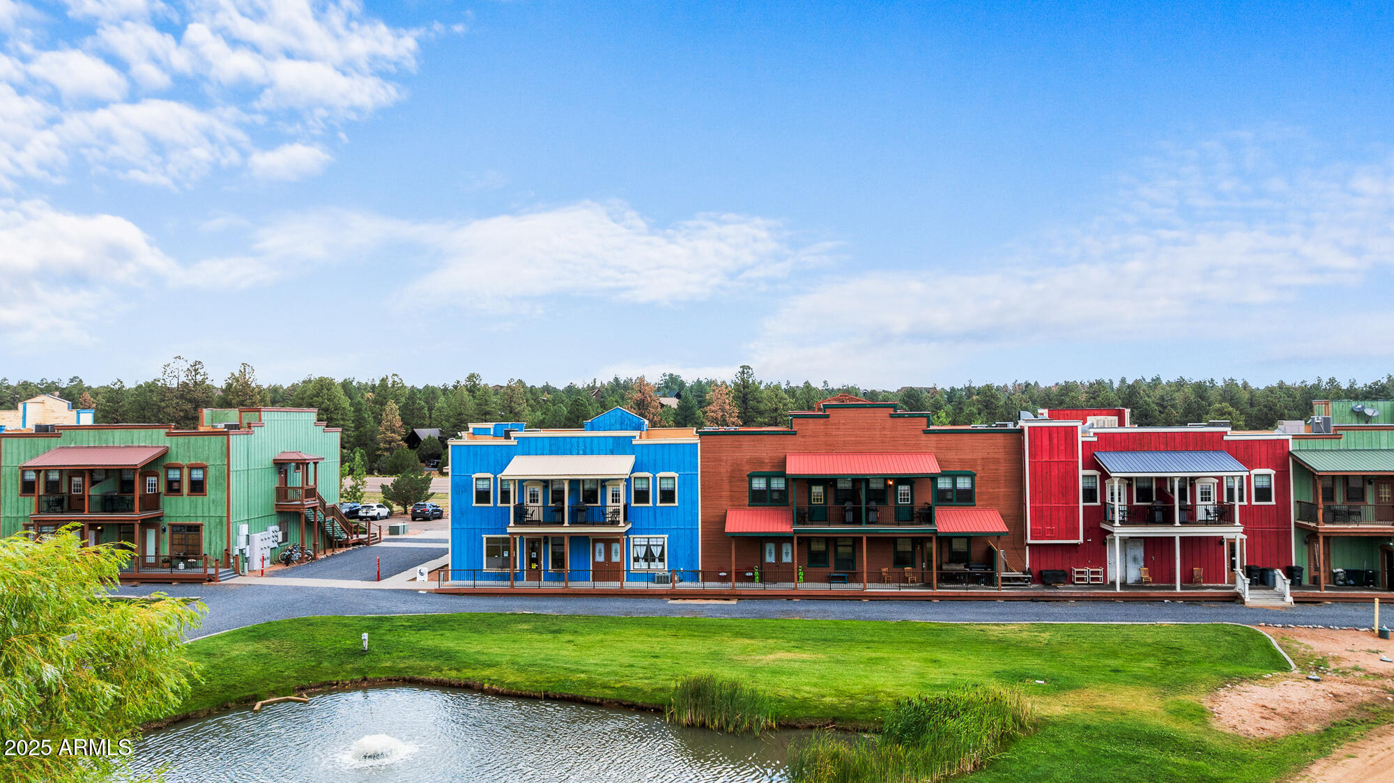 BISONTOWN UNIT 1 - Residential
