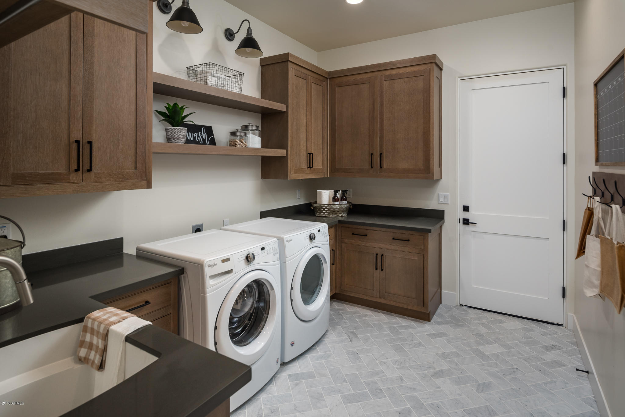 MERRILL CANTATIERRA LOT 1-49 PUT STS IND BEND WASH - Residential