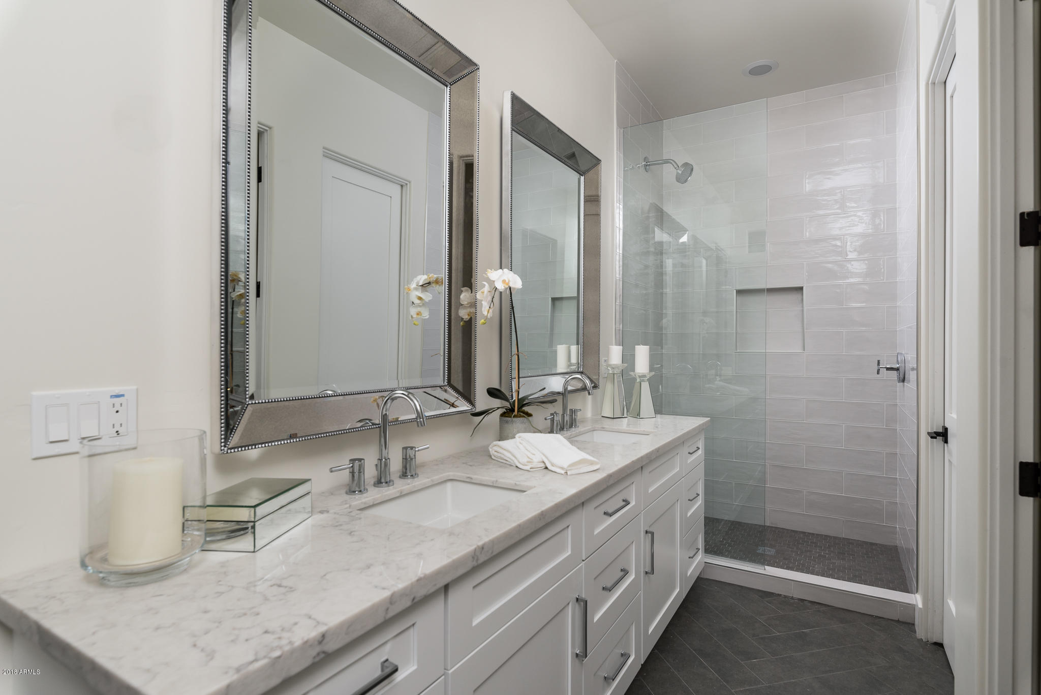 MERRILL CANTATIERRA LOT 1-49 PUT STS IND BEND WASH - Residential