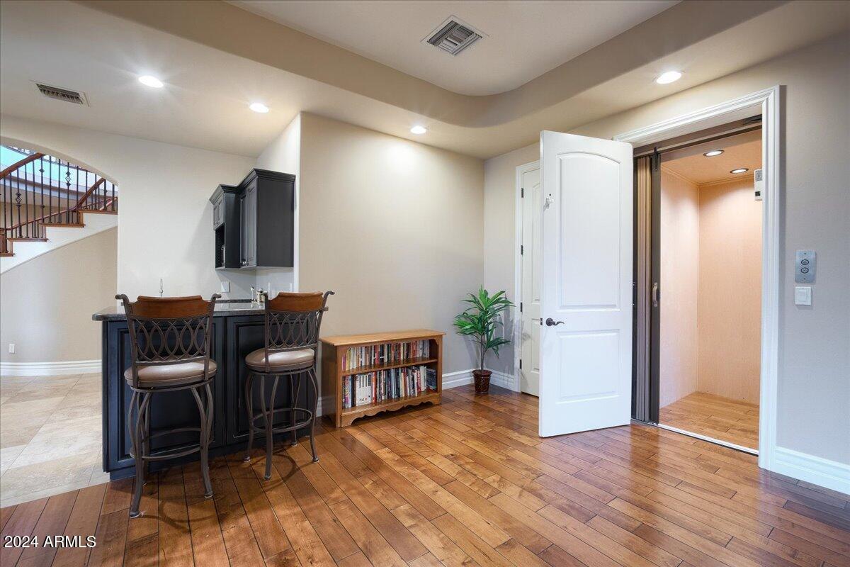 2200 E BETHANY LOT 13 AMD - Residential