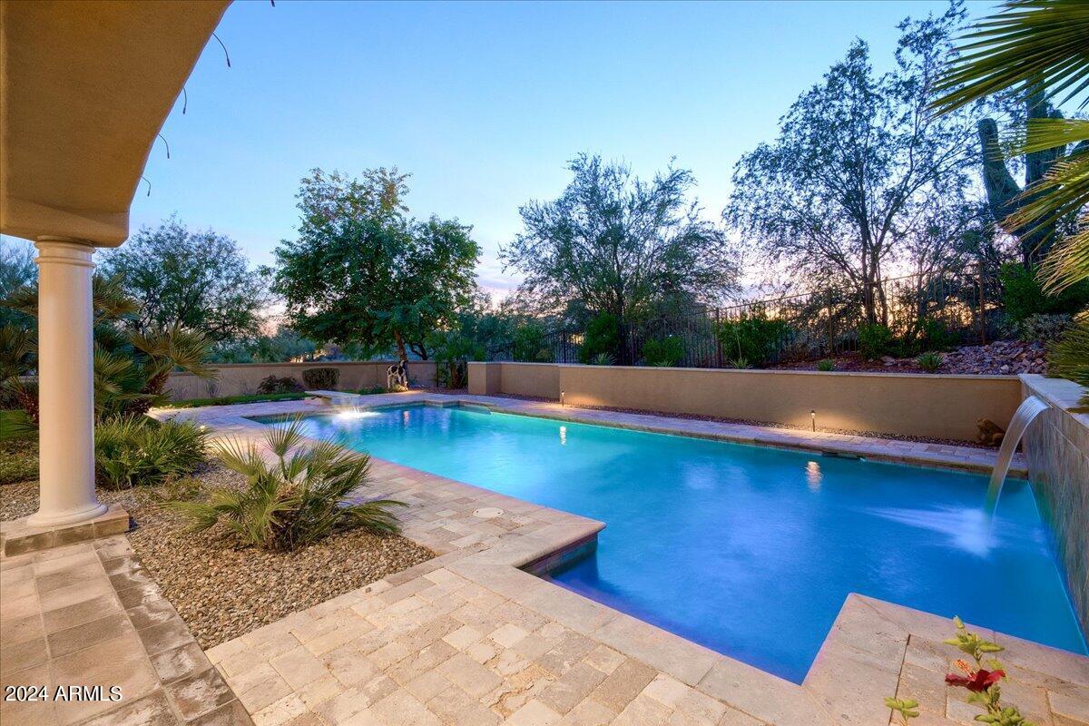 2200 E BETHANY LOT 13 AMD - Residential