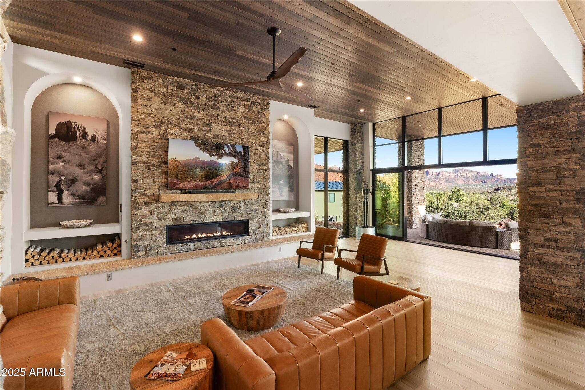 Red Rock Loop - Residential