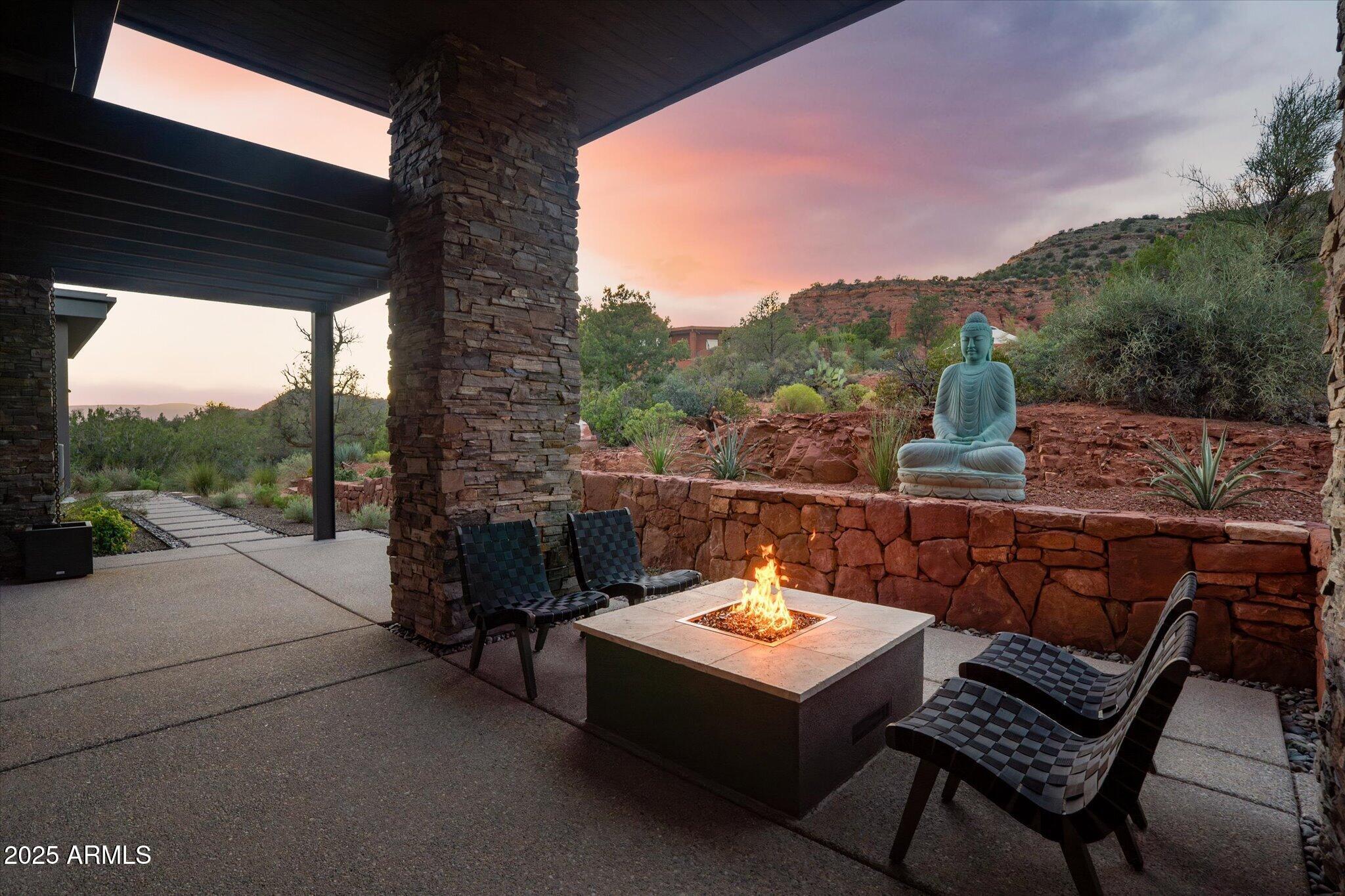 Red Rock Loop - Residential