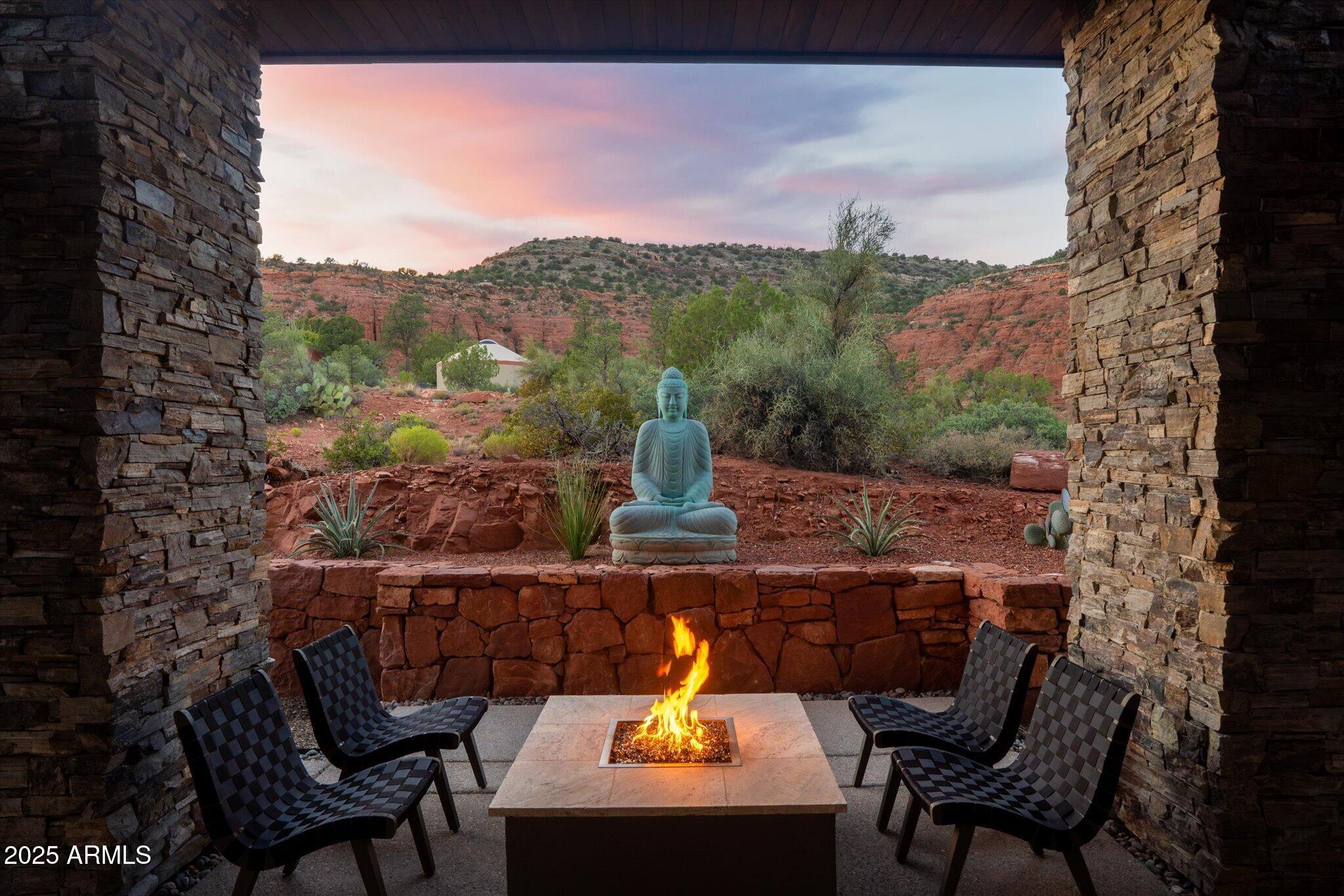 Red Rock Loop - Residential