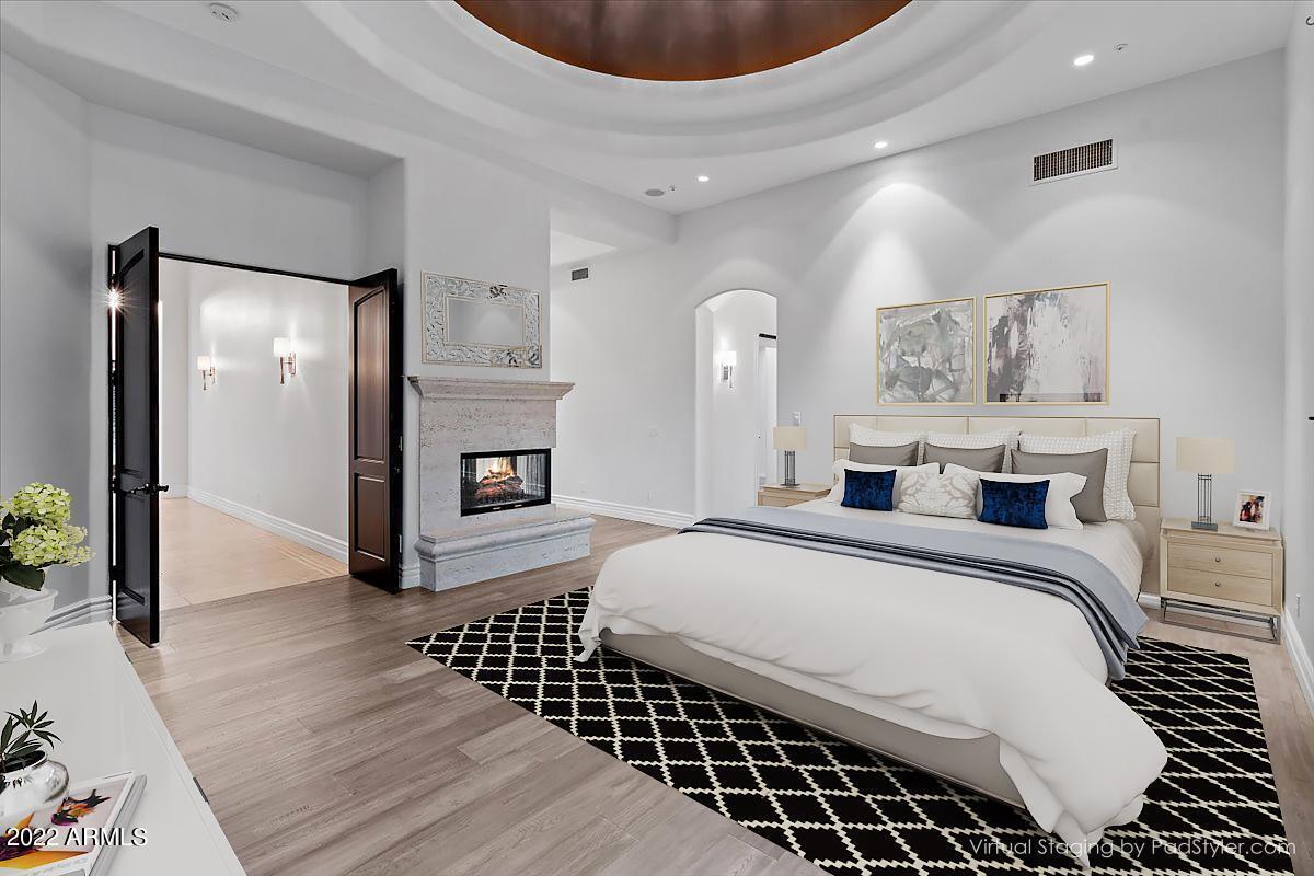 PINNACLE PEAK PARADISE - Residential
