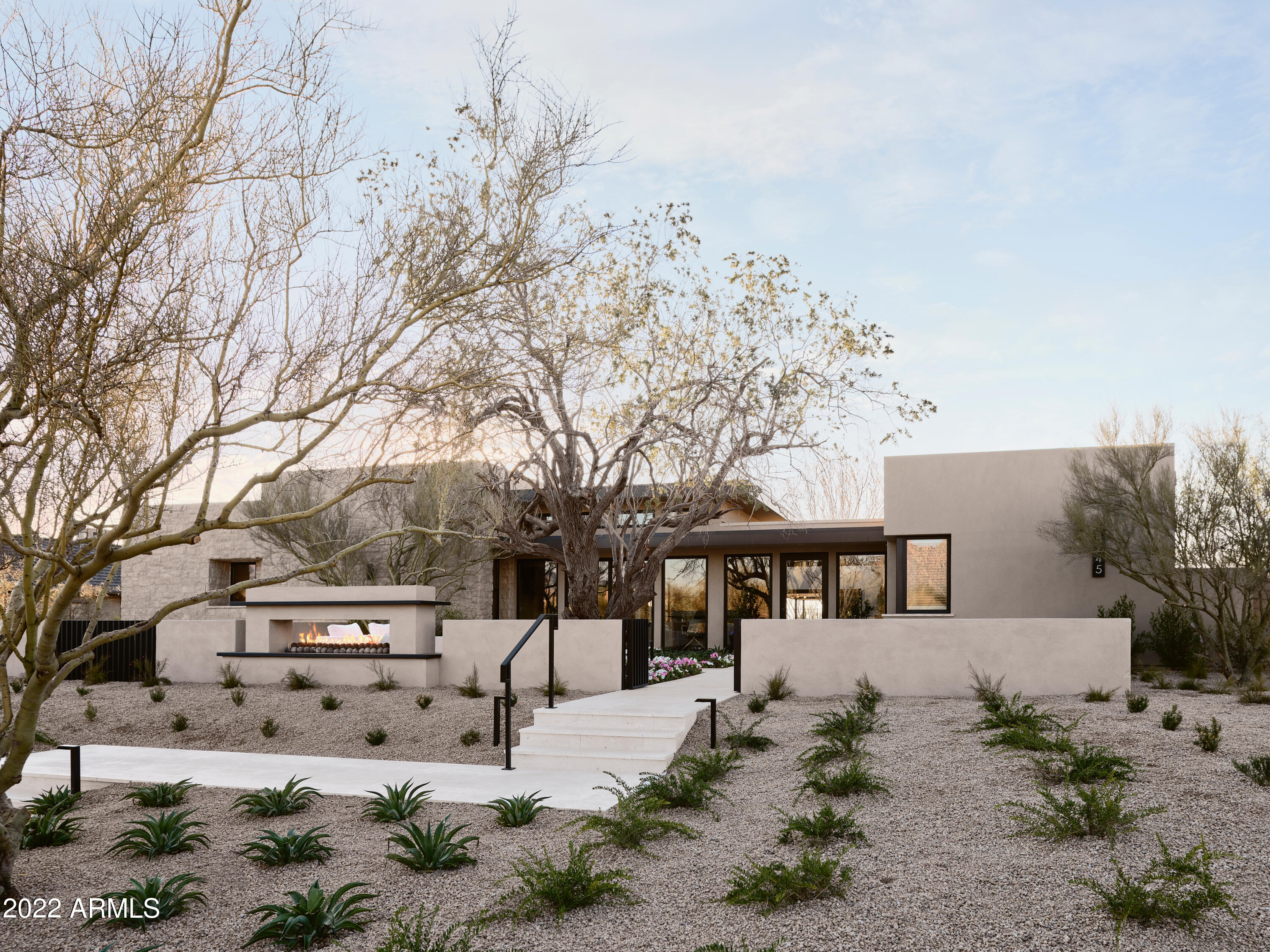 BRONCO ESTATES - Residential