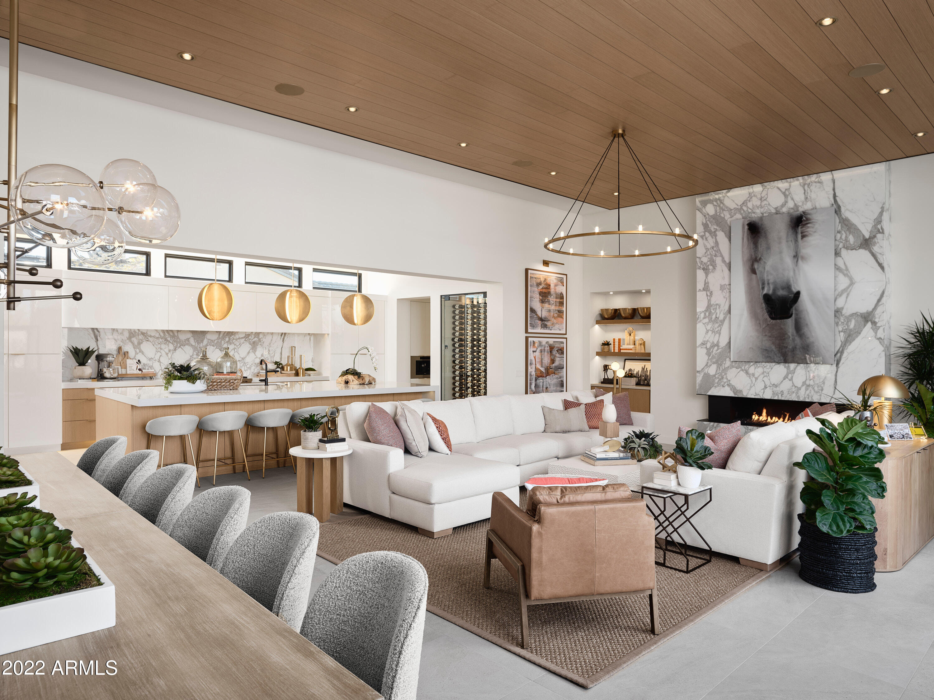 BRONCO ESTATES - Residential