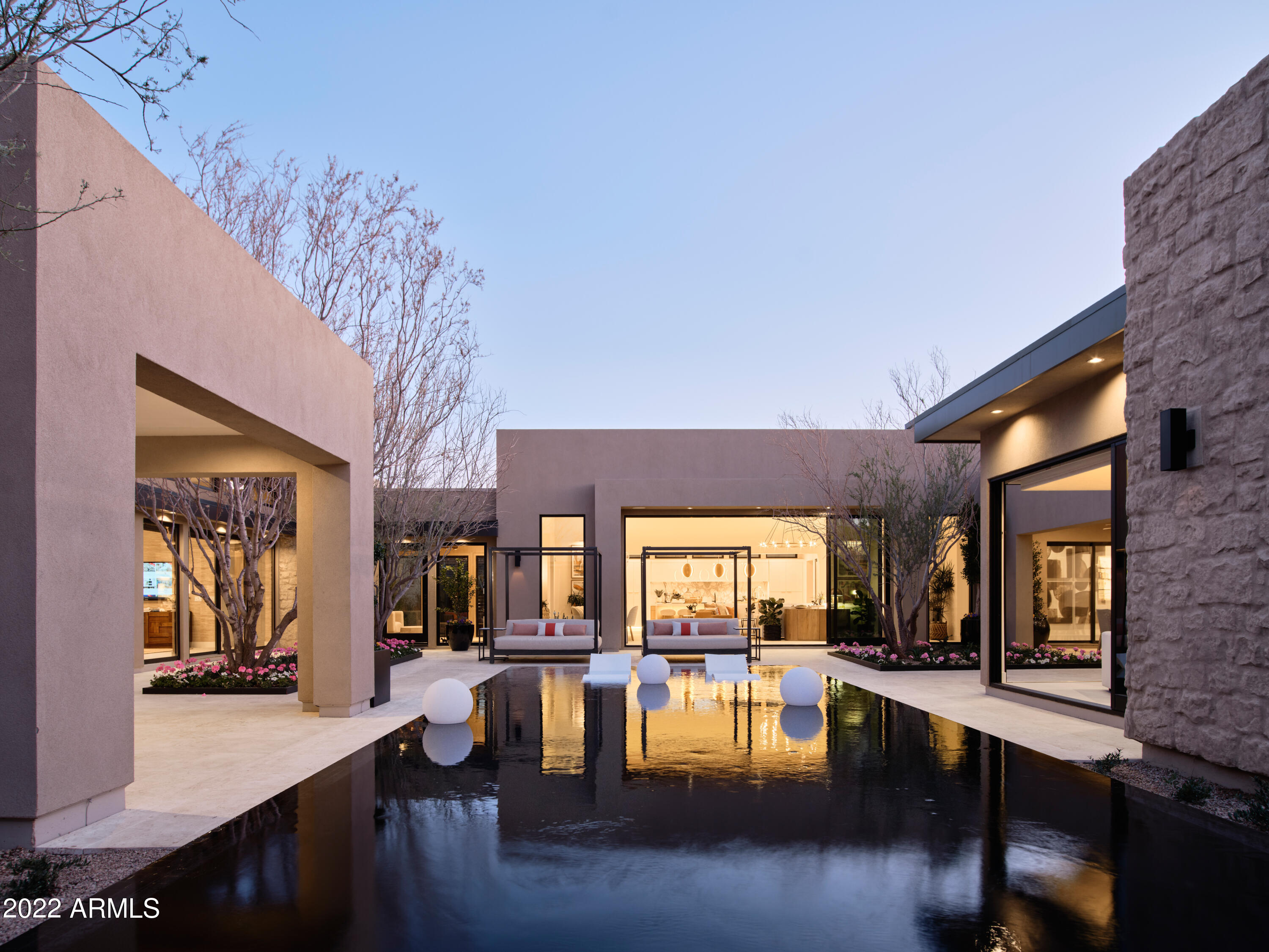 BRONCO ESTATES - Residential