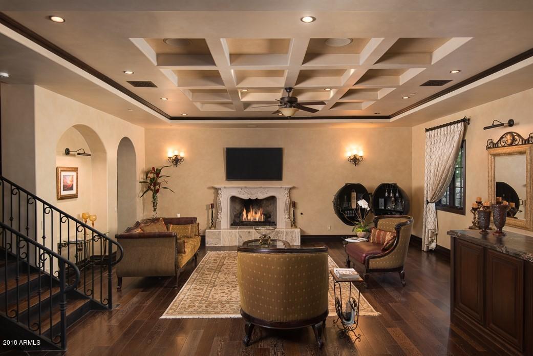 EL NORTE CUARENTA - Residential