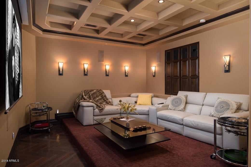 EL NORTE CUARENTA - Residential