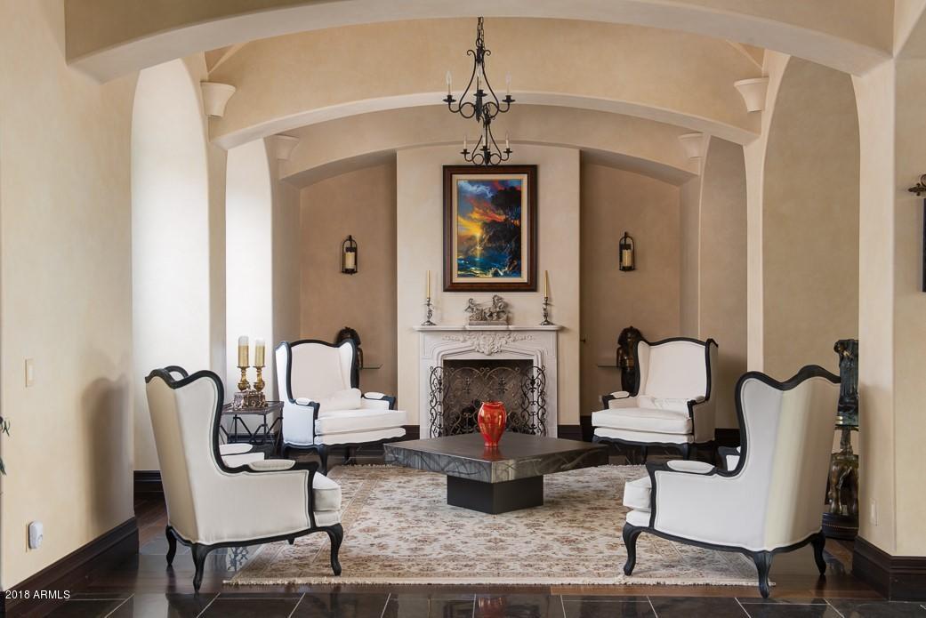EL NORTE CUARENTA - Residential