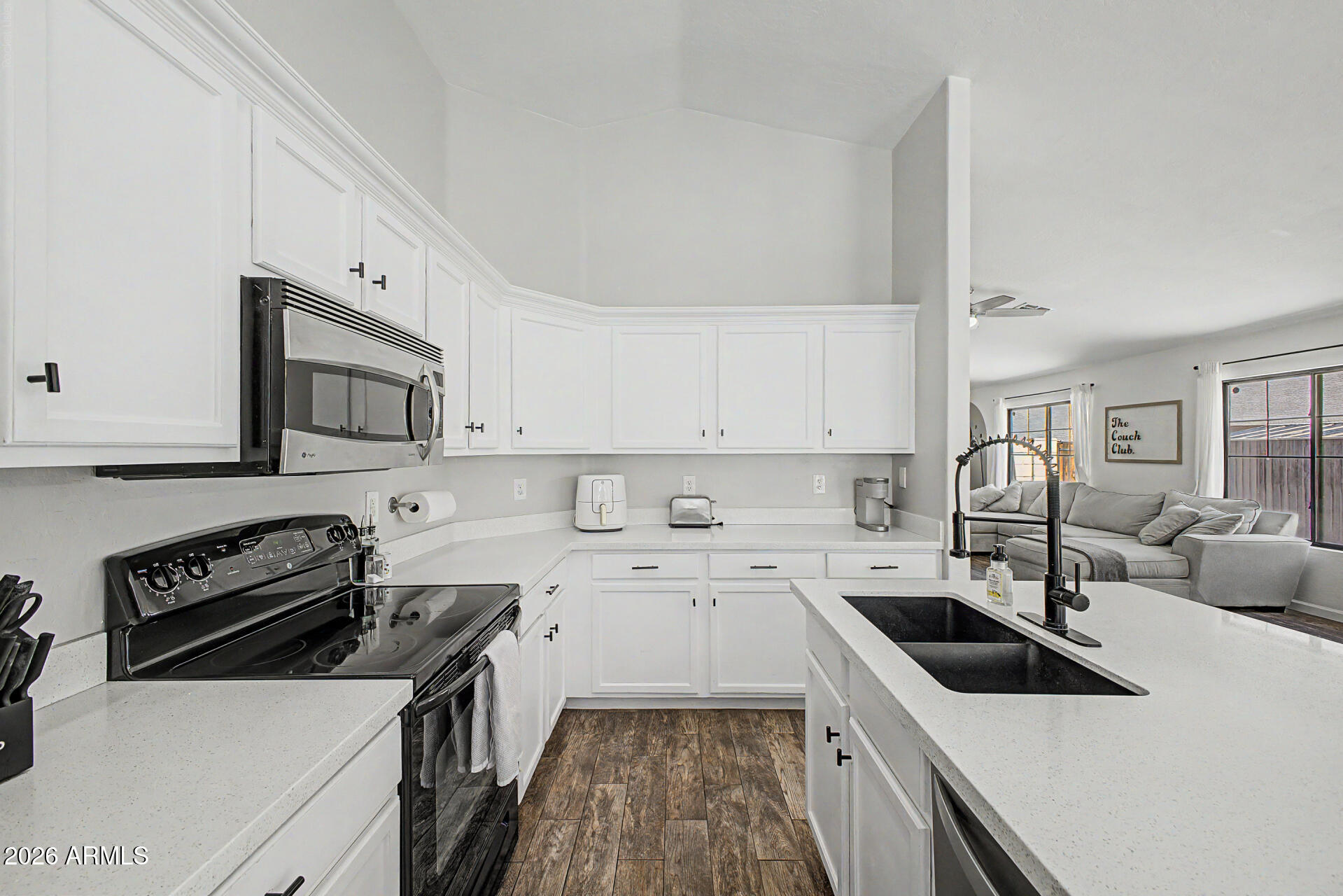 MORNING SUN FARMS PHASE 1 - Residential