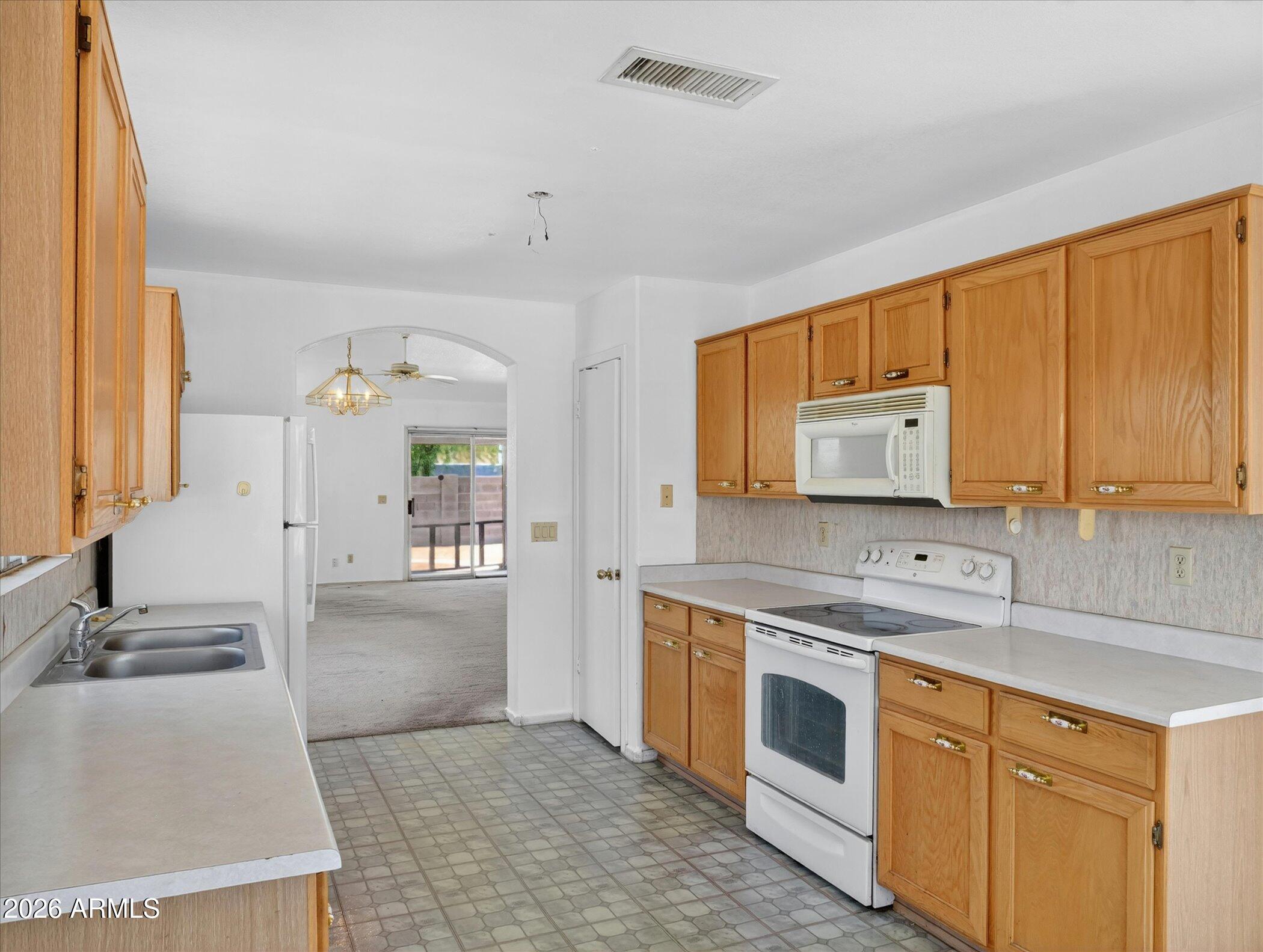 VINEYARD OF MESA LOT 1-195 TR A-D - Residential