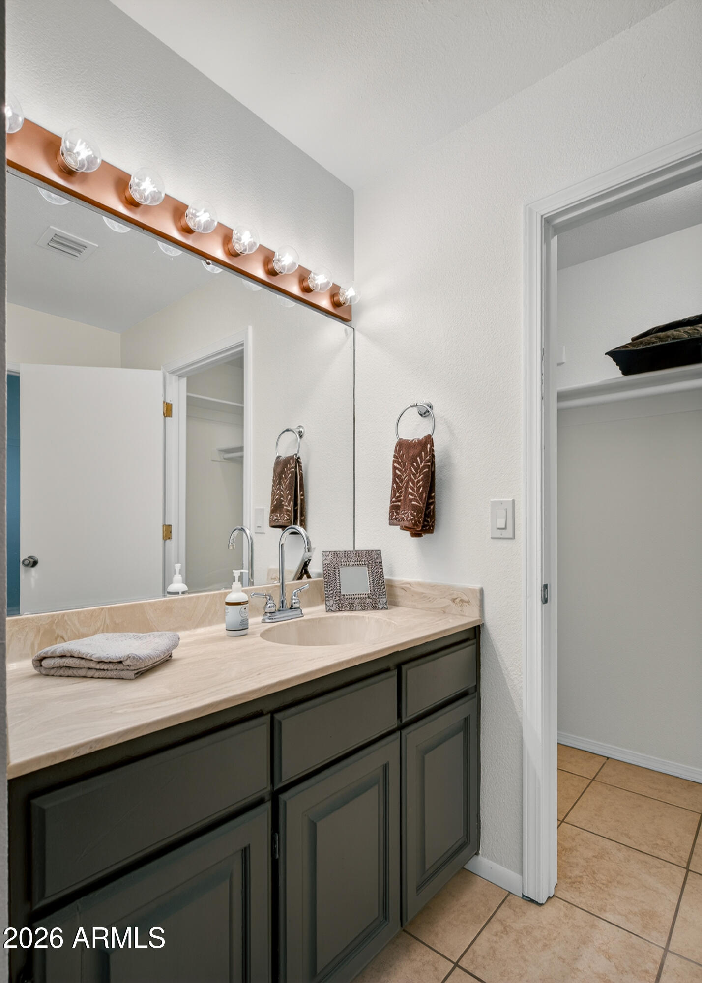 HARMONY HILLS - Residential