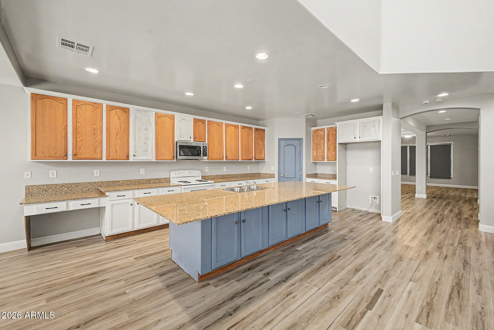 VINEYARD COMMONS - Residential