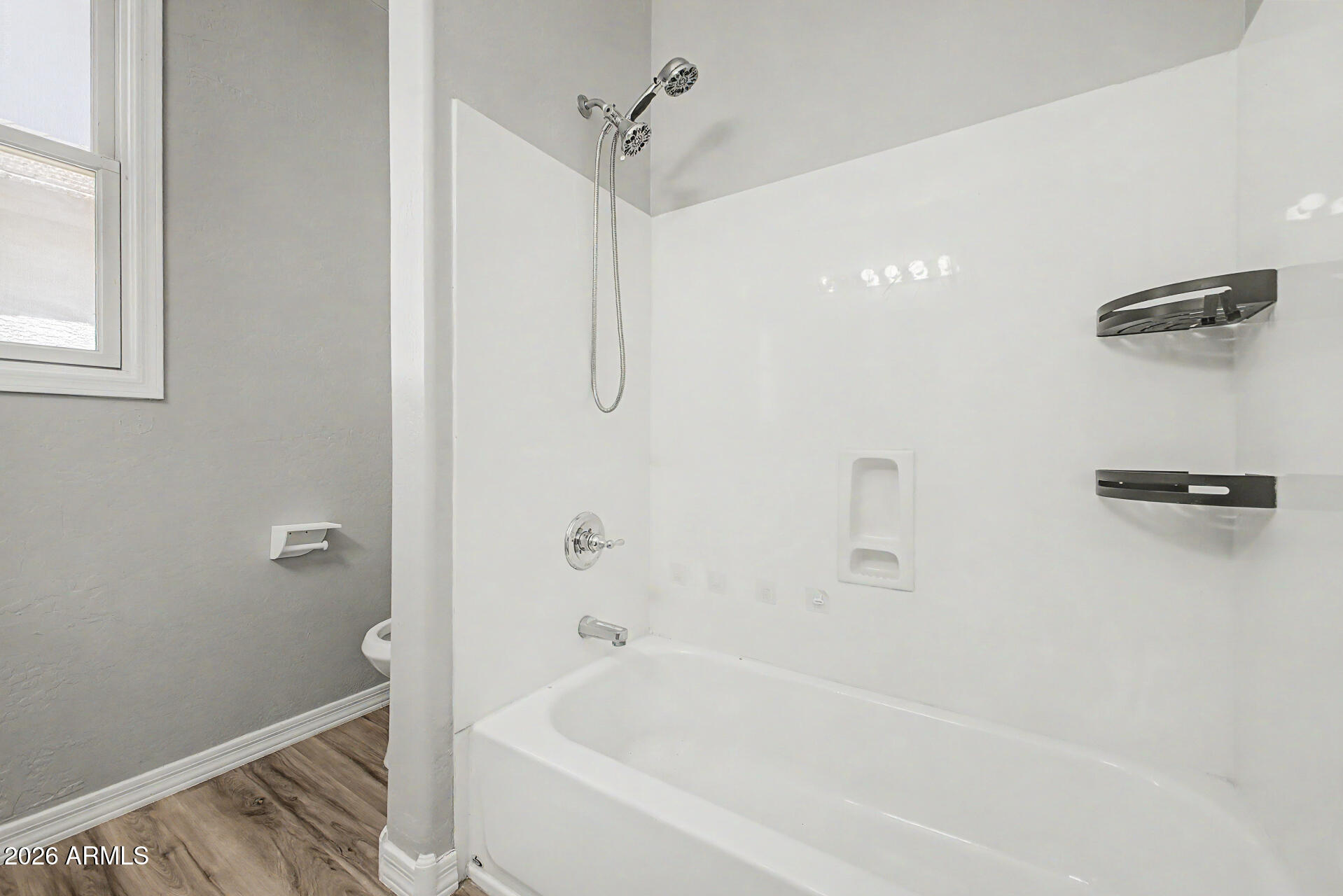 VINEYARD COMMONS - Residential