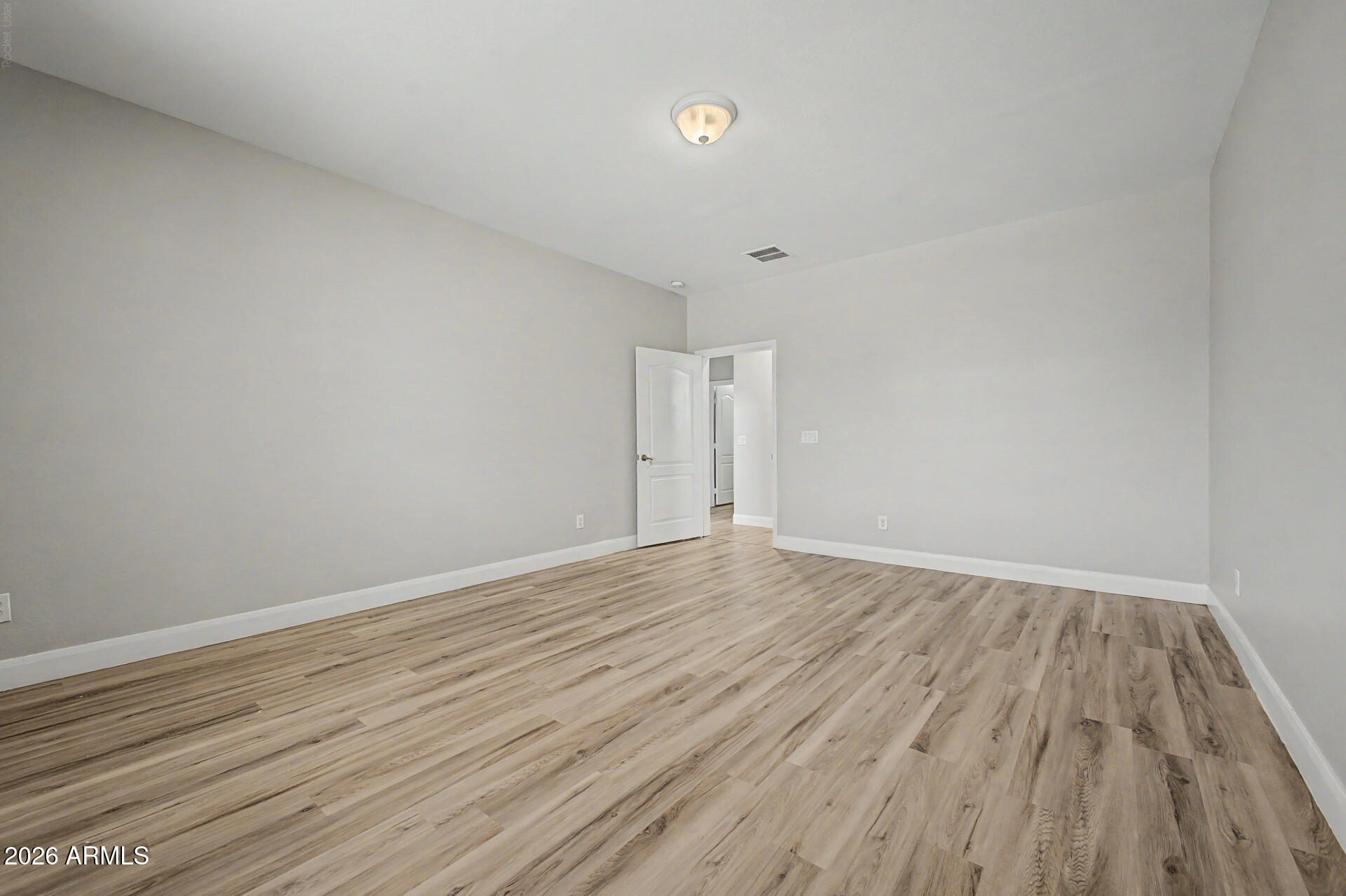 VINEYARD COMMONS - Residential