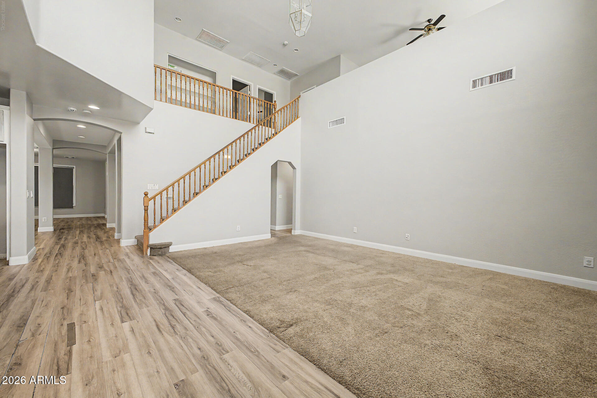 VINEYARD COMMONS - Residential